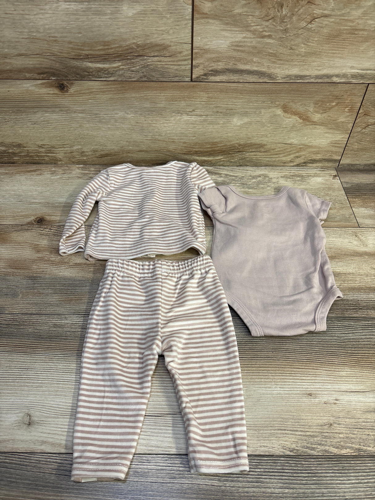 Disney Baby 3pc Winnie The Pooh Velour Layette Set Beige sz 0/3m