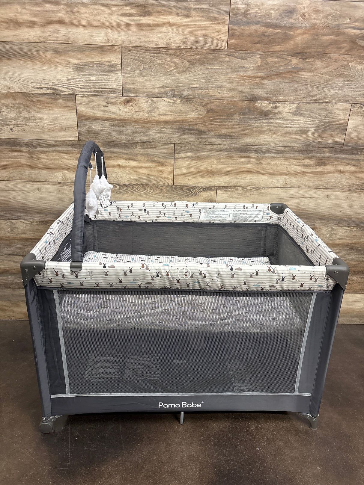 Pamo Babe Playard with Bassinet Grey