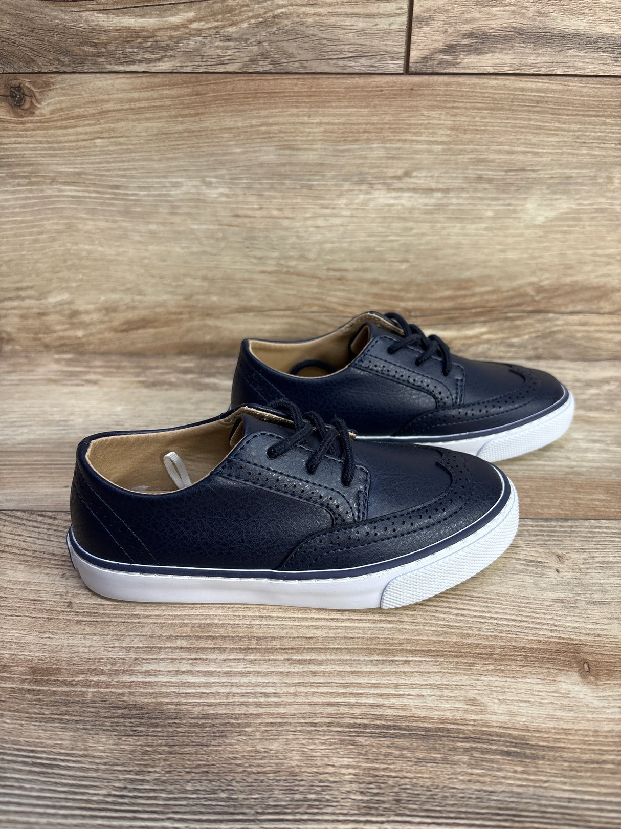 Janie and Jack Wingtip Sneakers Navy sz 11c