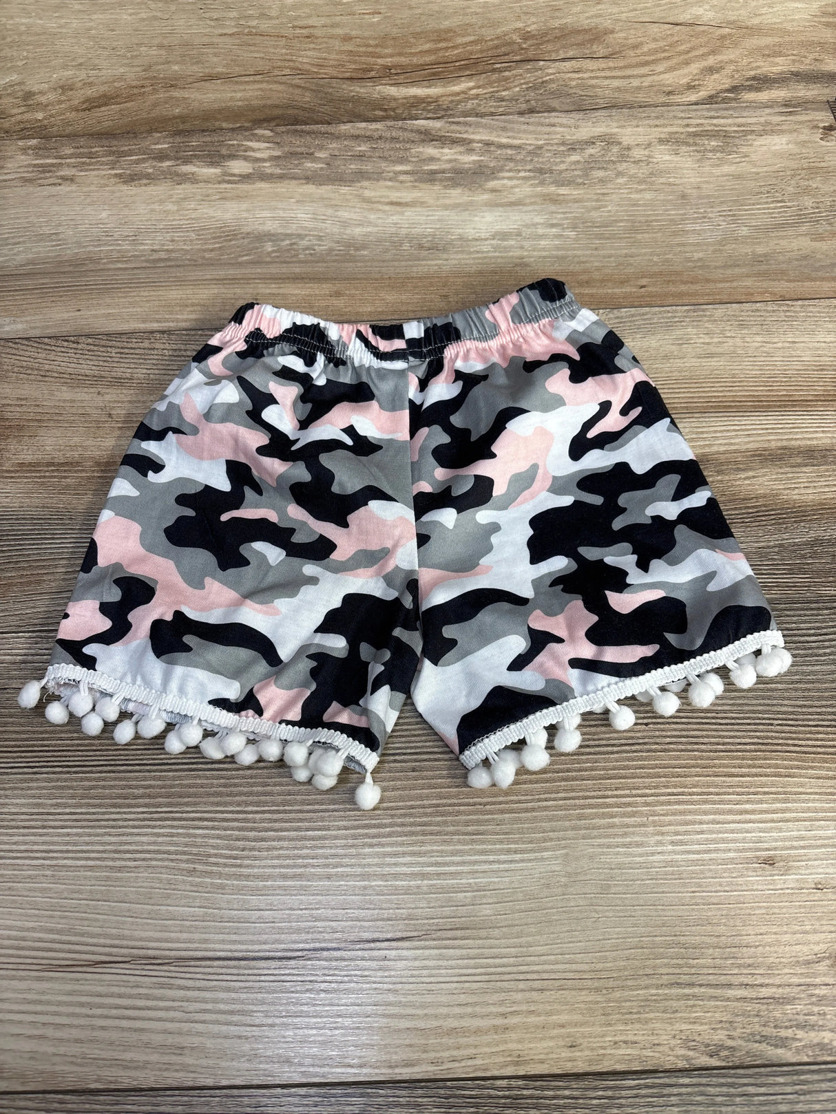 Camo Shorts White sz 12-18m - Me n Mommy To Be
