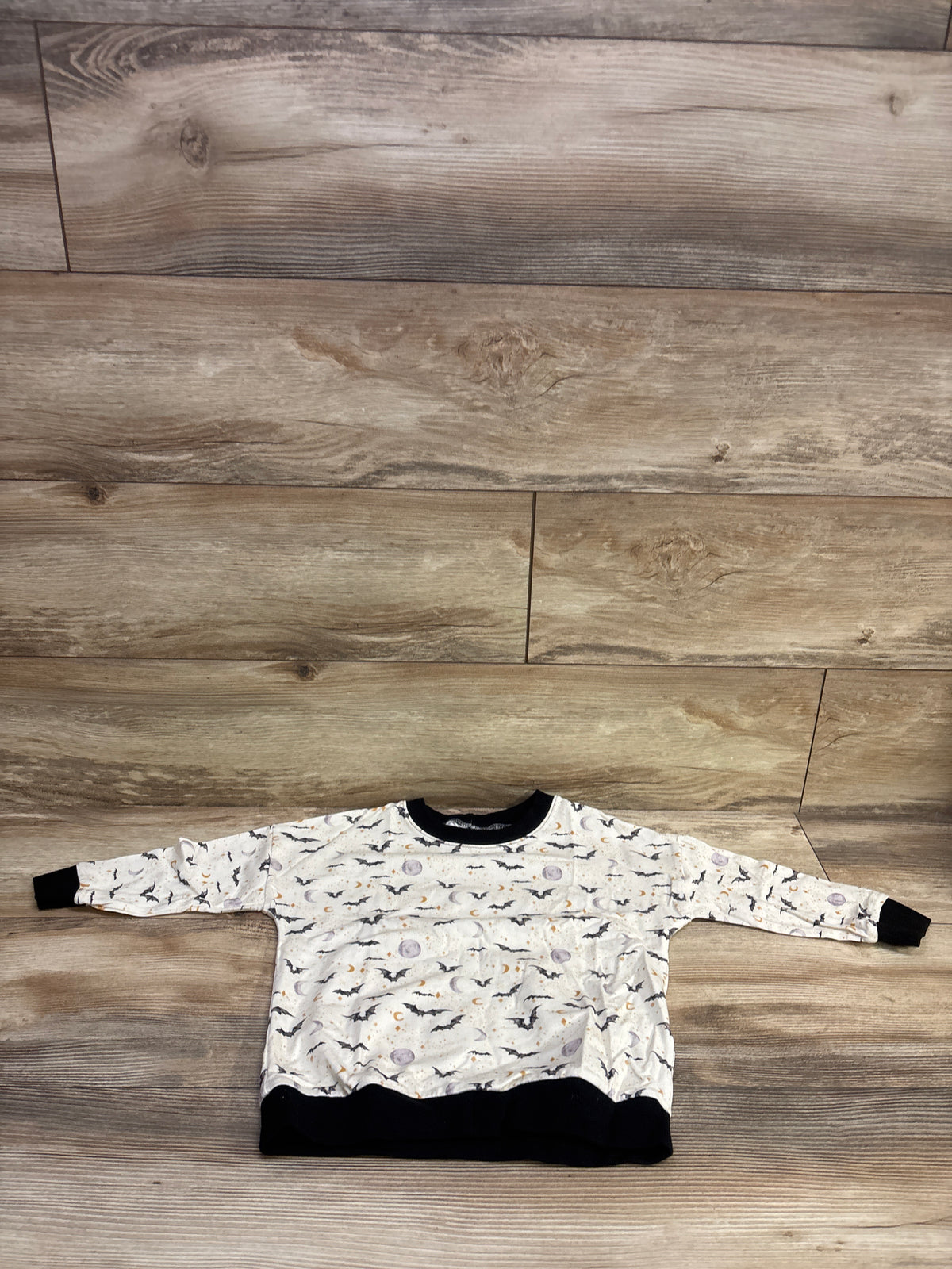 Kait Perez Long Sleeve Bat Shirt Ivory sz 4T
