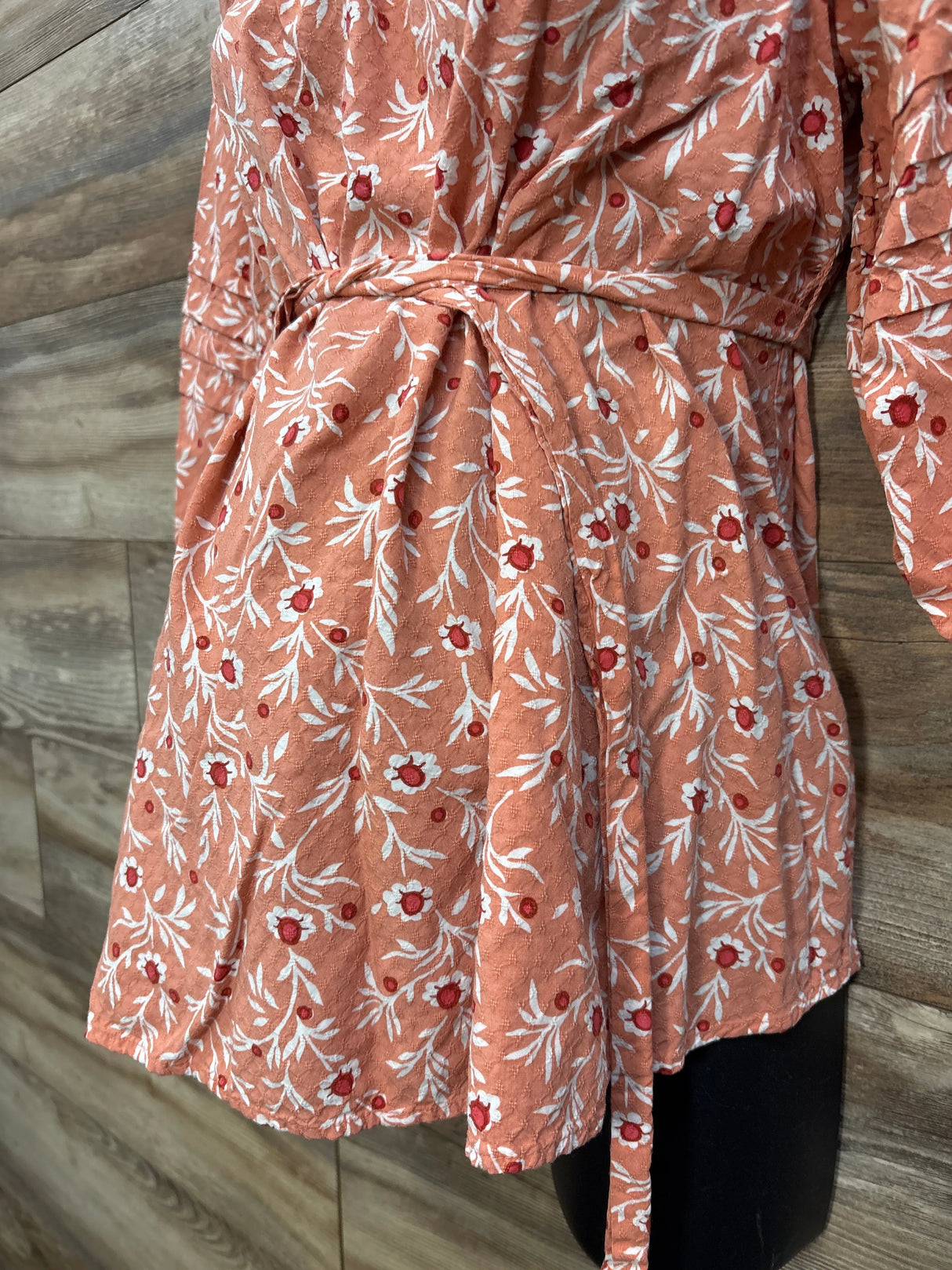 Isabel Maternity Floral Waist Tie Dress Coral sz Medium