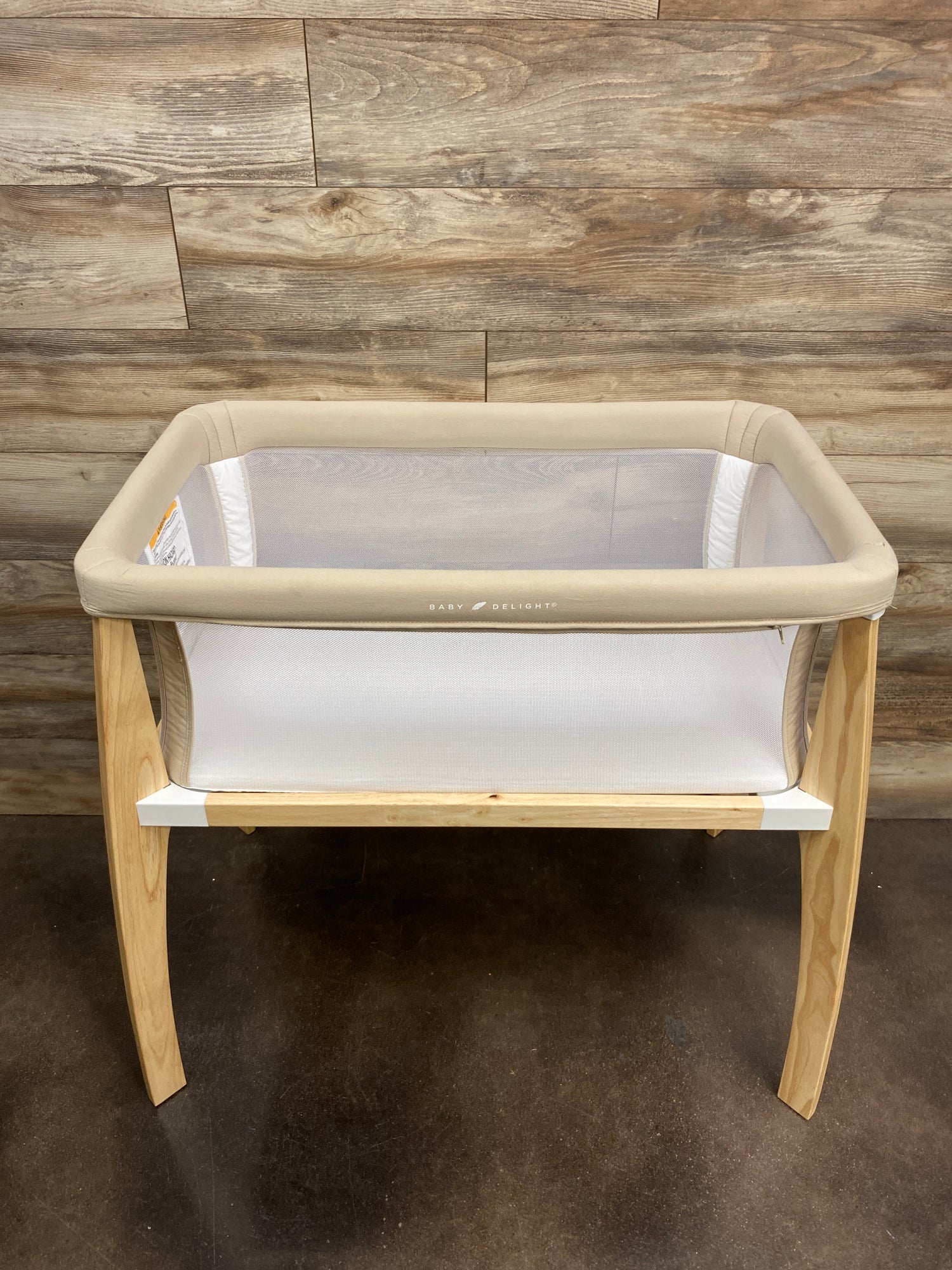 Baby Delight Heirloom Willow Wood Bassinet in Organic Oat