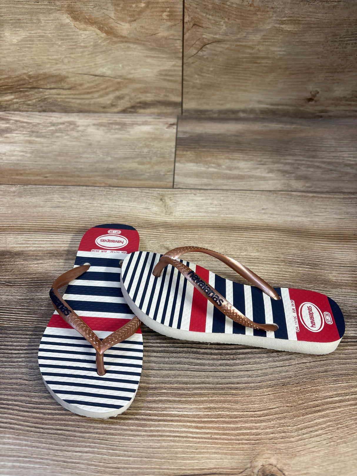 Havaianas Striped Flip Flops White sz 11/12c