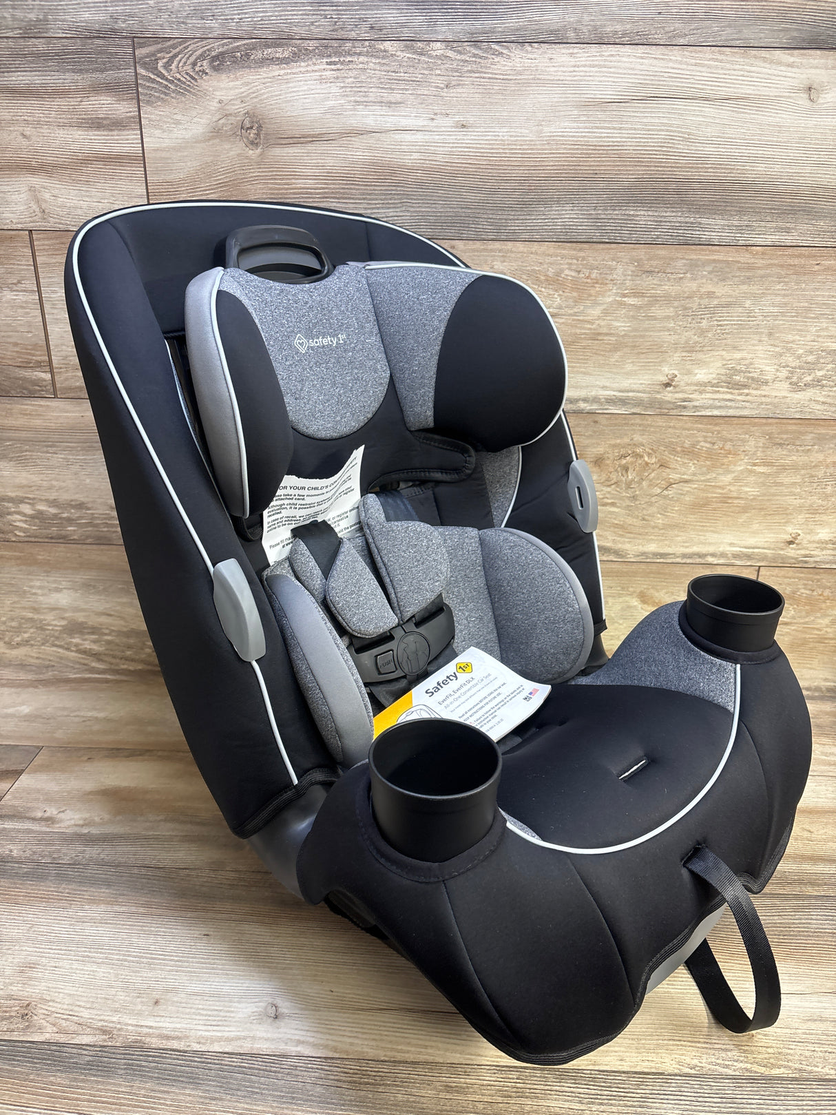 Safety 1st Everfit All-in-One Convertible Car Seat in Eclipse Black
