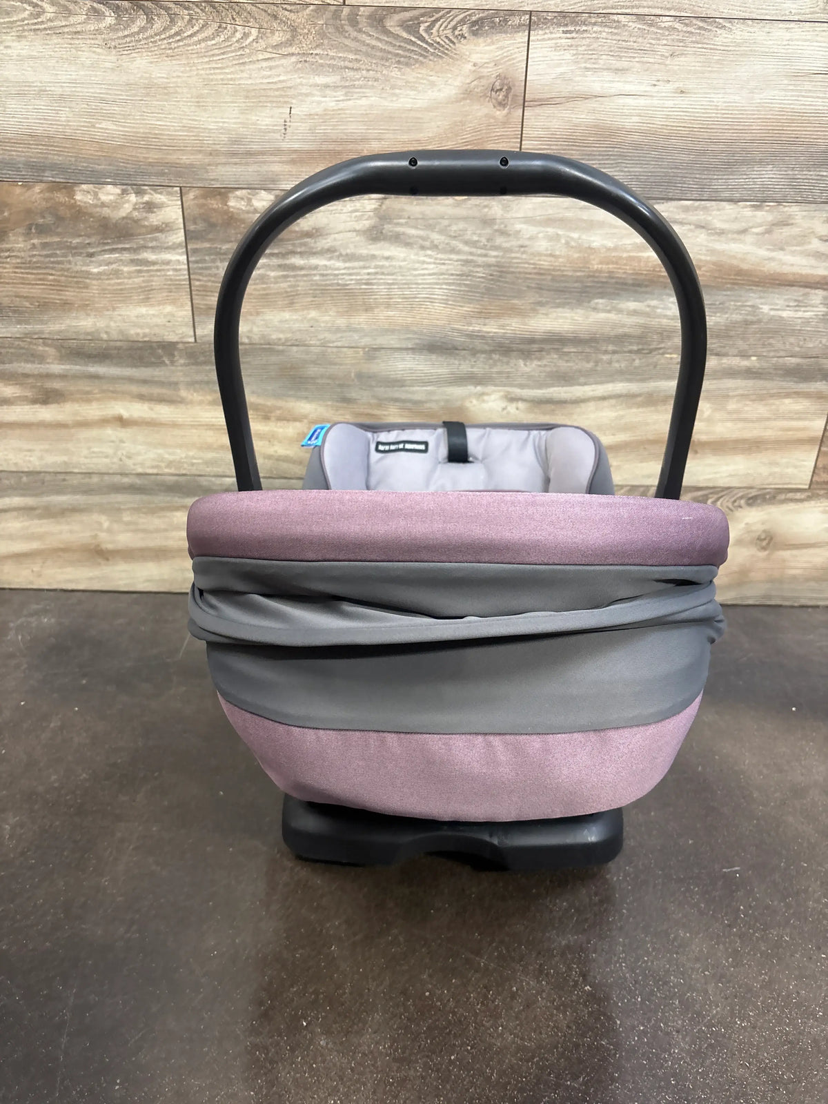 Graco SnugRide35 Infant Car Seat in Purple