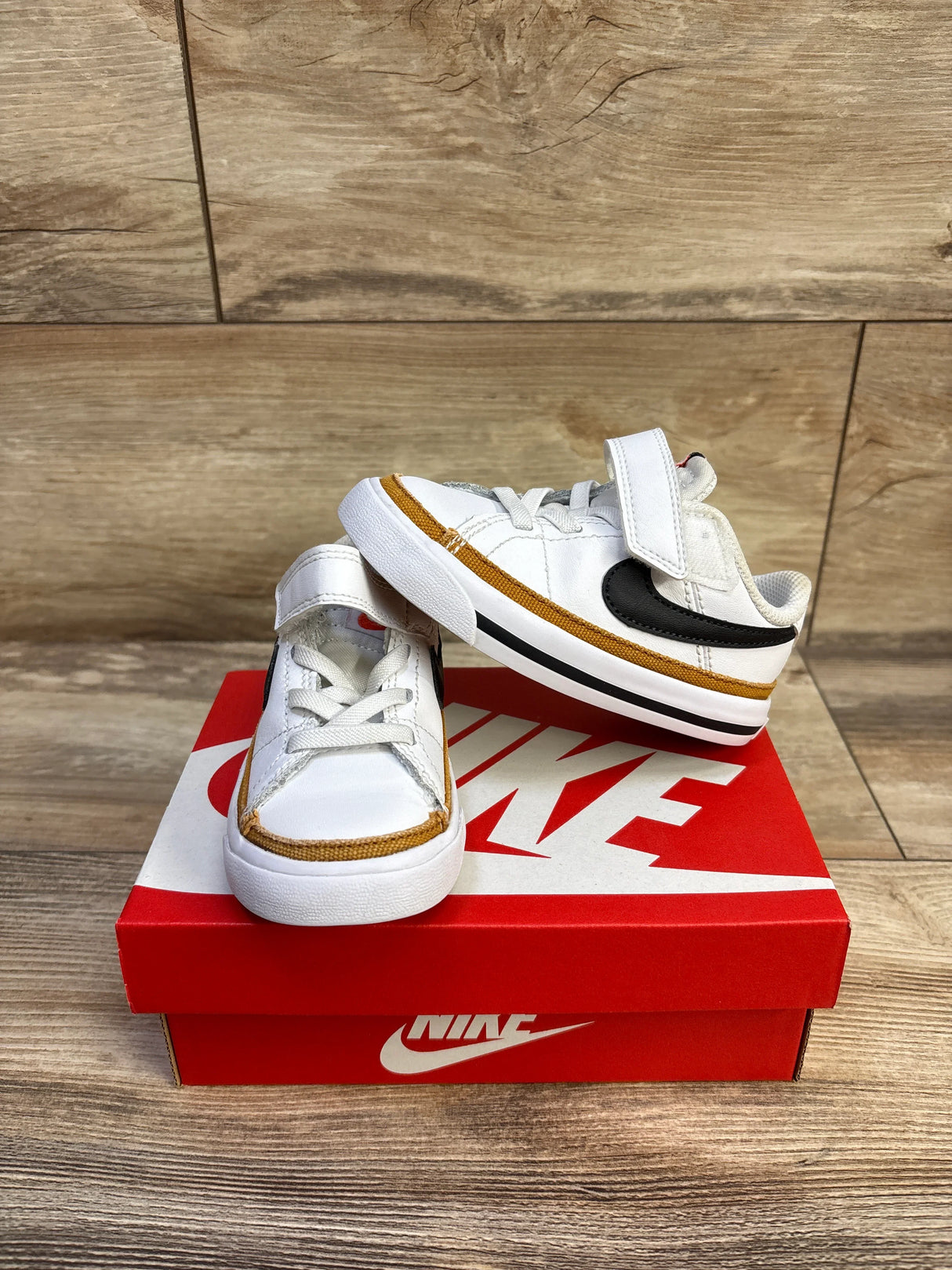 Nike Court Legacy TD 'White Desert Ochre' Sneakers sz 7c