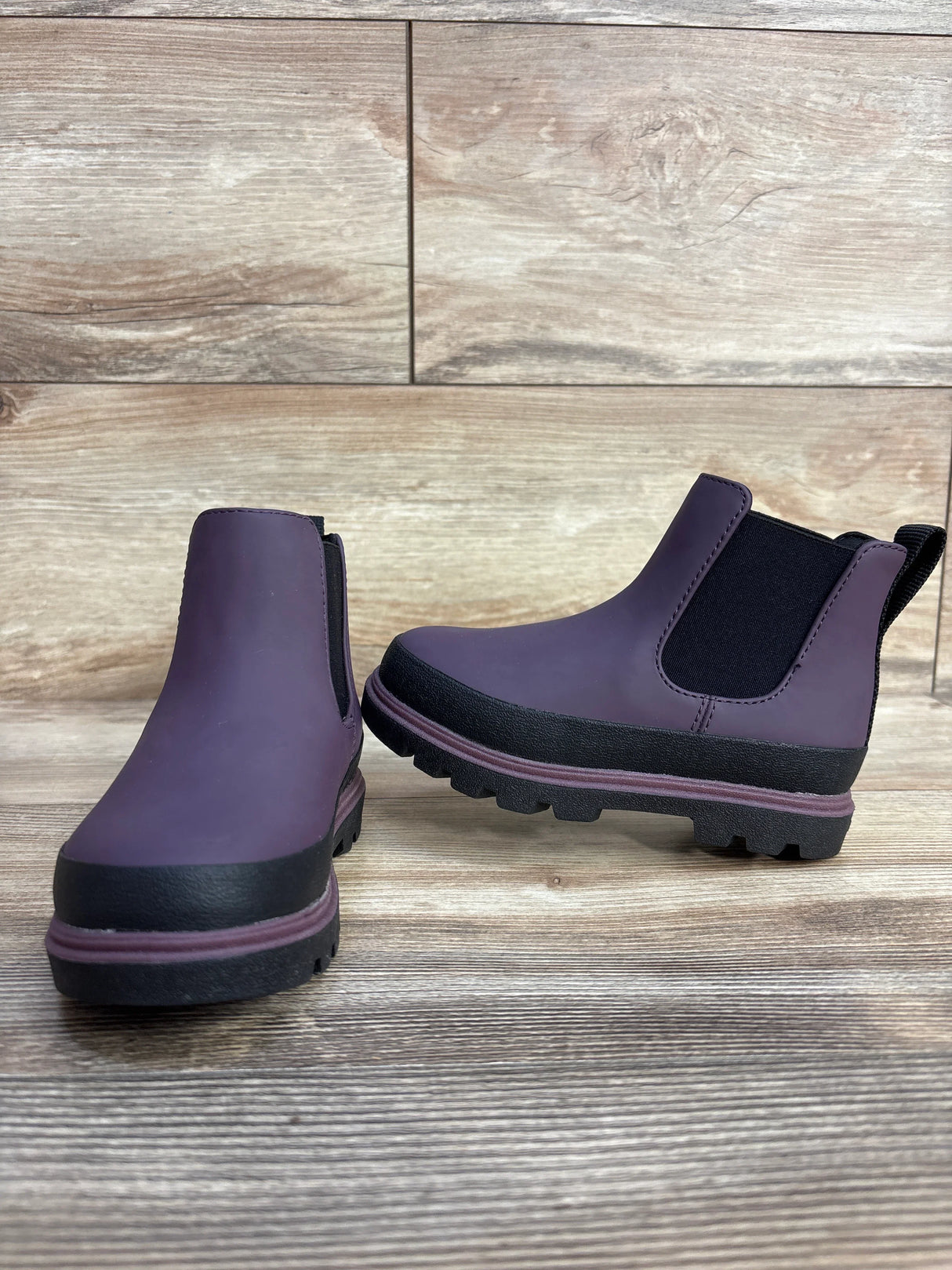 NWOT Native Kensington Chelsea Boots Purple sz 9c