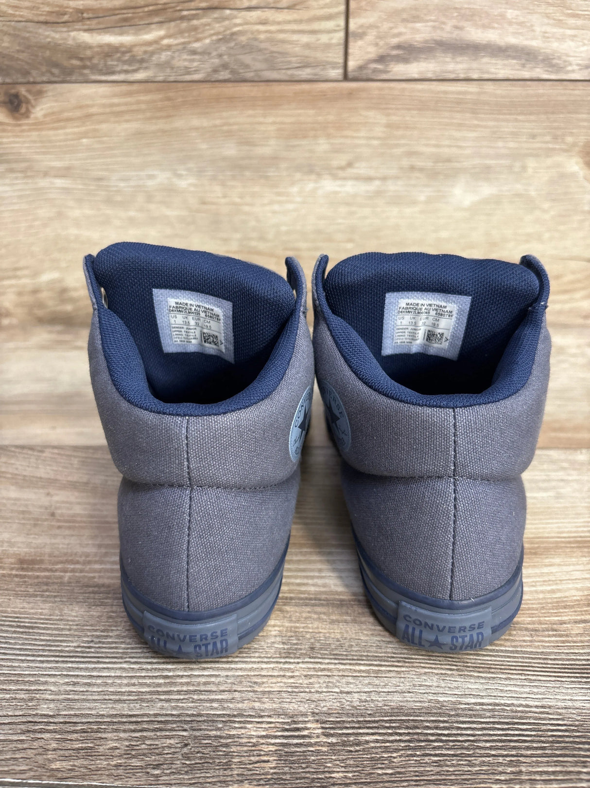 Converse Chuck Taylor All Star Axel Sneakers, Blue sz 1Y