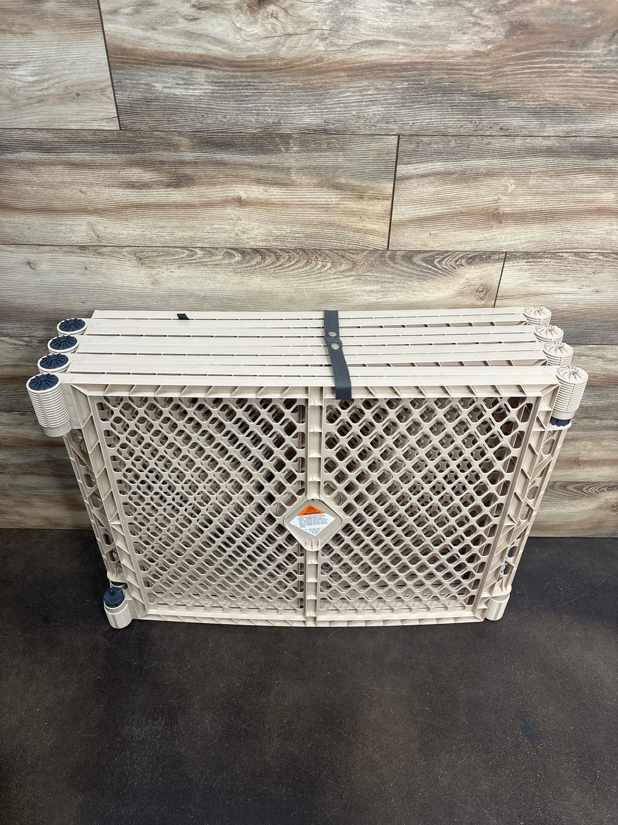 Toddleroo by North States Superyard 8-Panel Freestanding Gate Sand