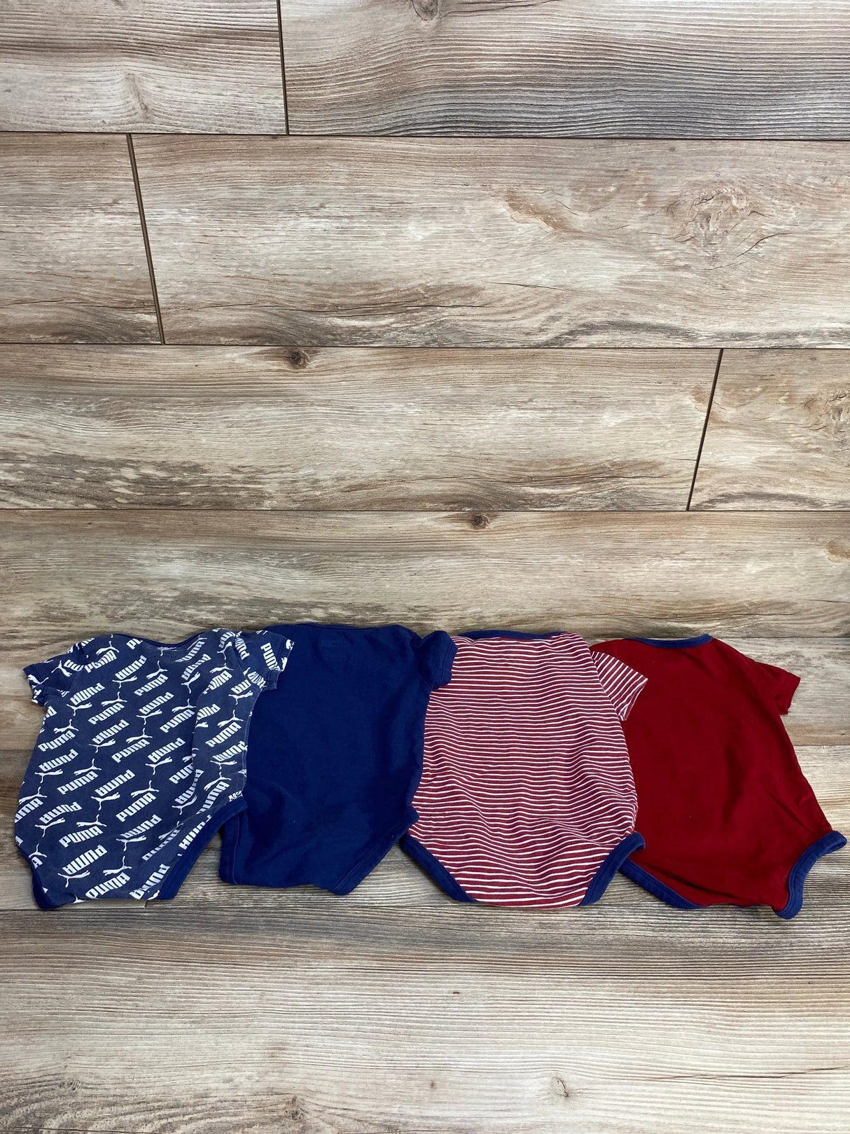 Puma 4pk Bodysuits Red/Navy sz 12m - Me n Mommy To Be