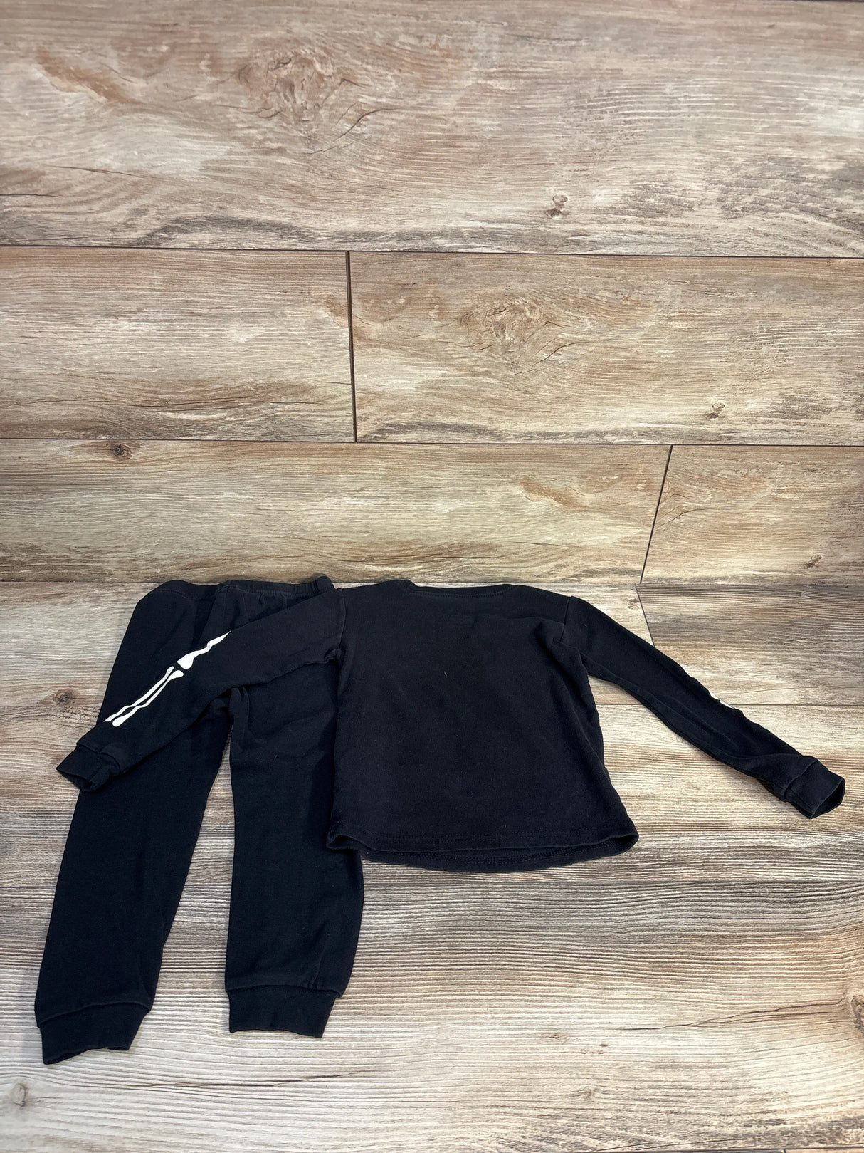 Children's Place 2pc Skeleton Pajama Set Black sz 3T
