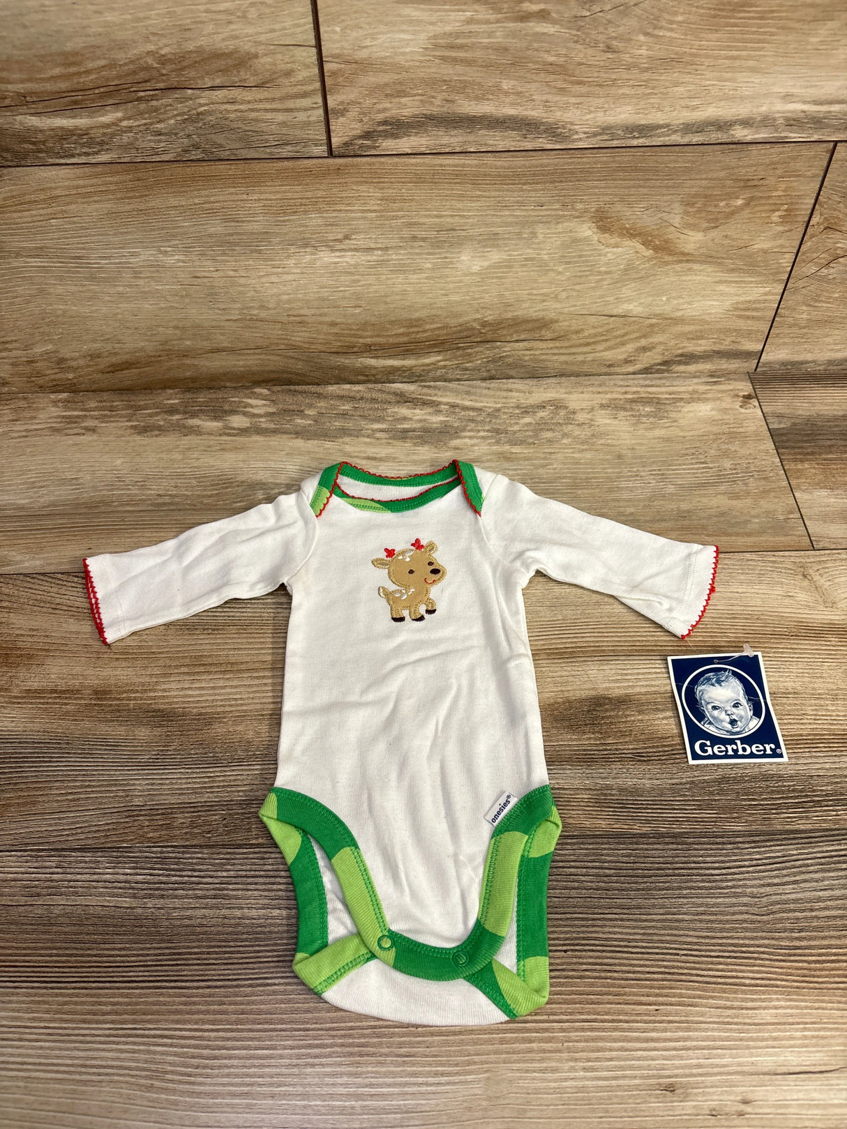 NEW Gerber Reindeer Christmas Bodysuit White sz Newborn