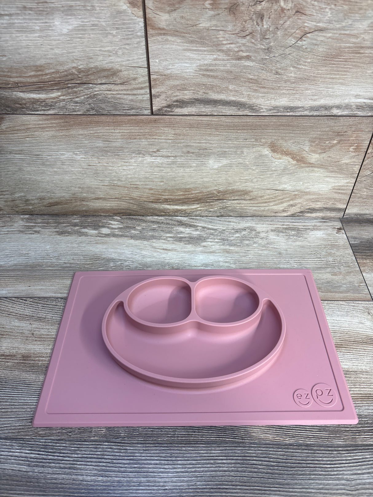 ez pz Happy Mat Suction Plate + Placemat in One in Blush