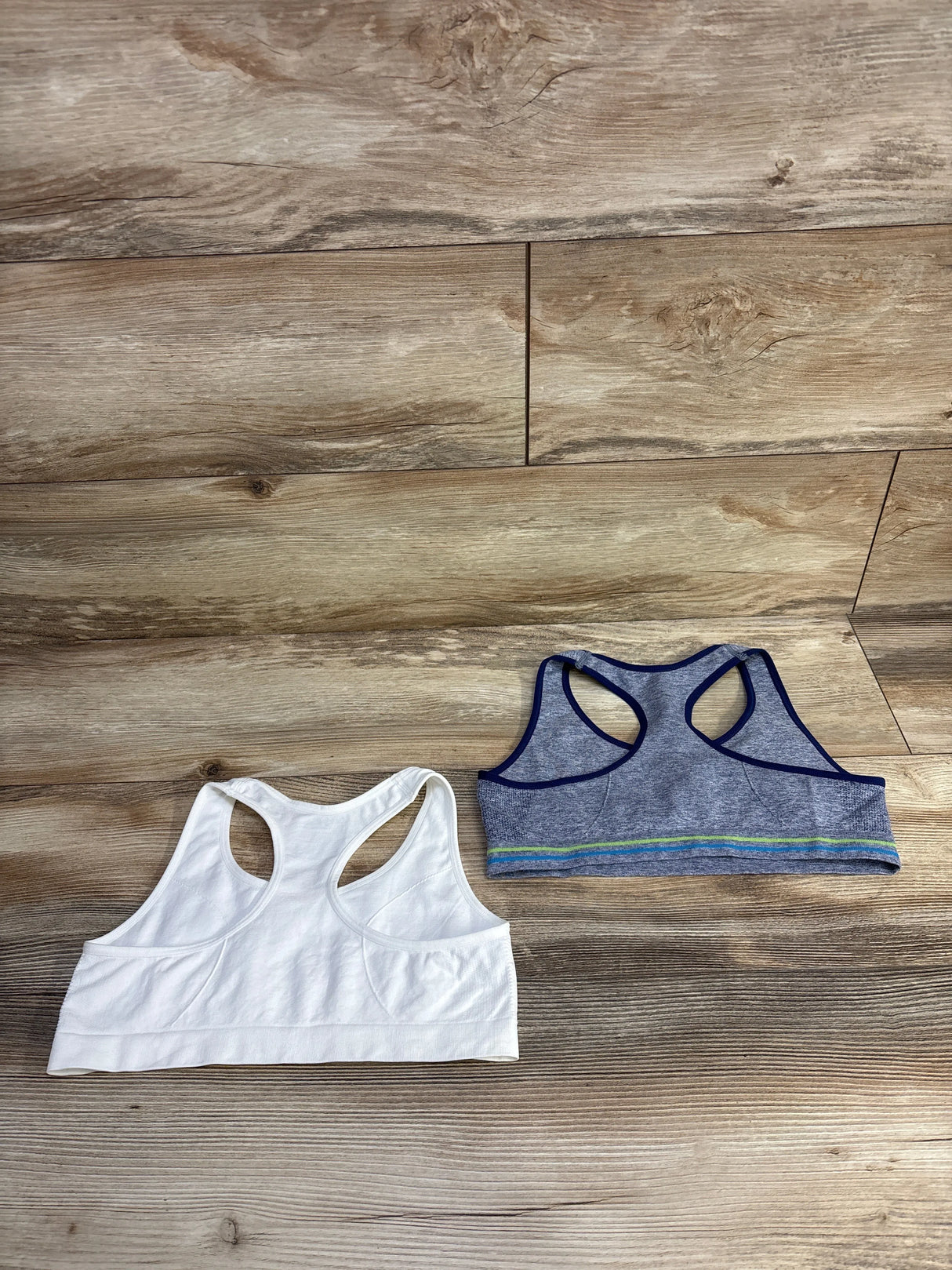 NWOT Cat & Jack Seamless Sports Bra 2pk White/Blue sz XL
