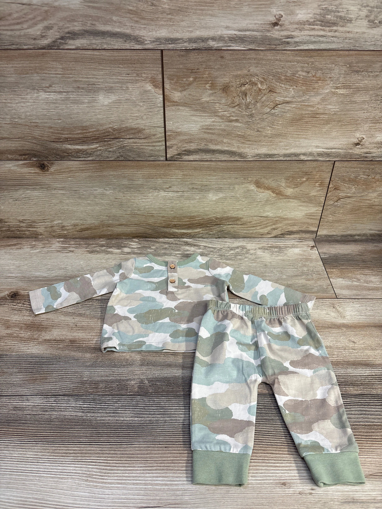 Cat & Jack 2pc Camo Henley Shirt & Pants Set sz Newborn