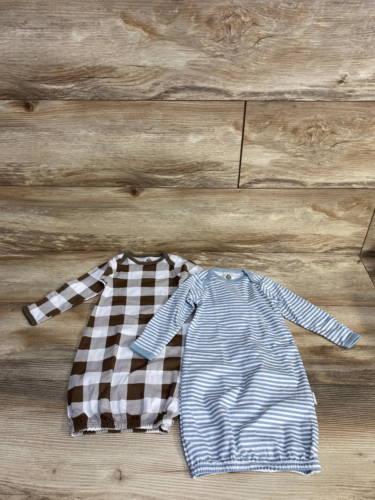 Gerber 2pk Gowns sz Newborn - Me n Mommy To Be