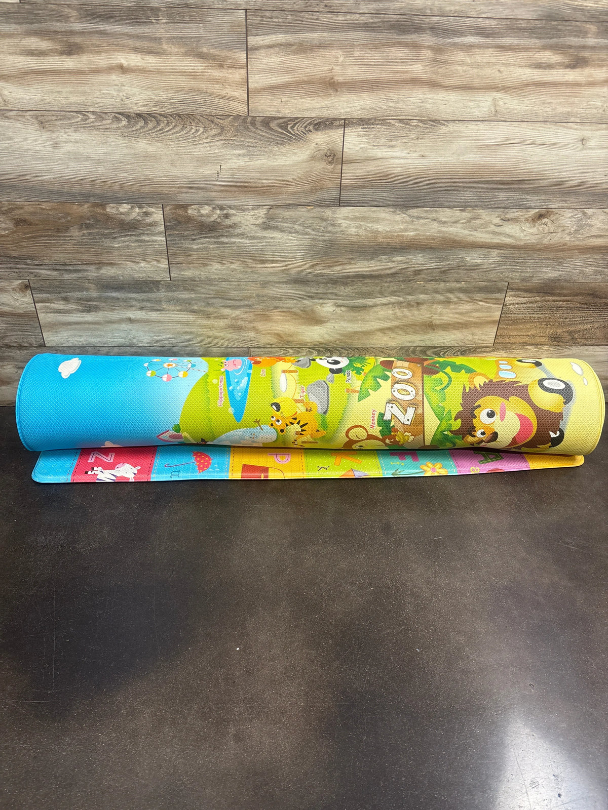 Dwinguler Playmat - Zoo 82'' x 55''*