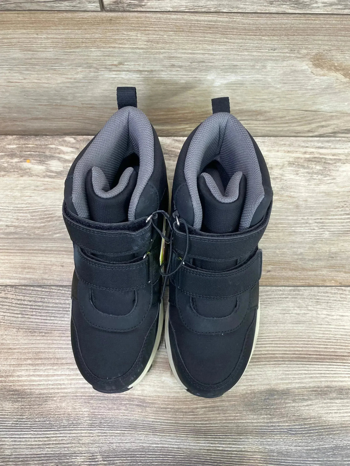 NEW All In Motion Waterproof Arrow Snow Boot Jet Black Sz 2Y - Me n Mommy To Be