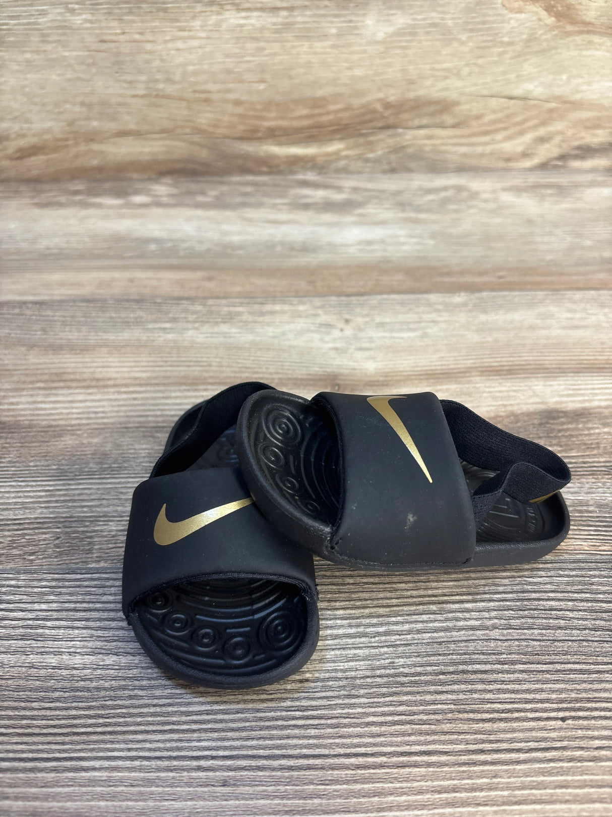 Nike Kawa Slide TD 'Black Metallic Gold' sz 6c