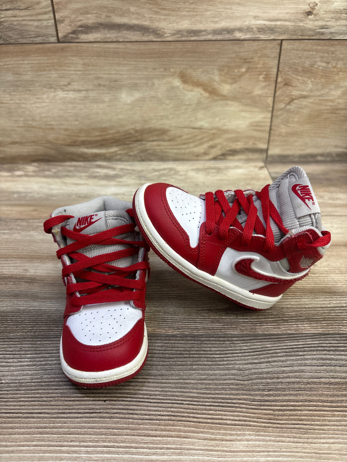Air Jordan 1 Retro High OG TD 'Newstalgia Chenille' Sneakers sz 7c
