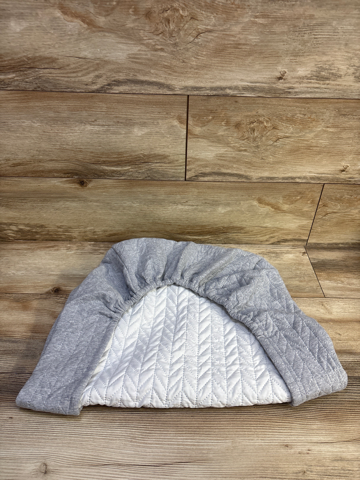 Cloud Island Quilted Bassinet Sheet Grey 33x18"