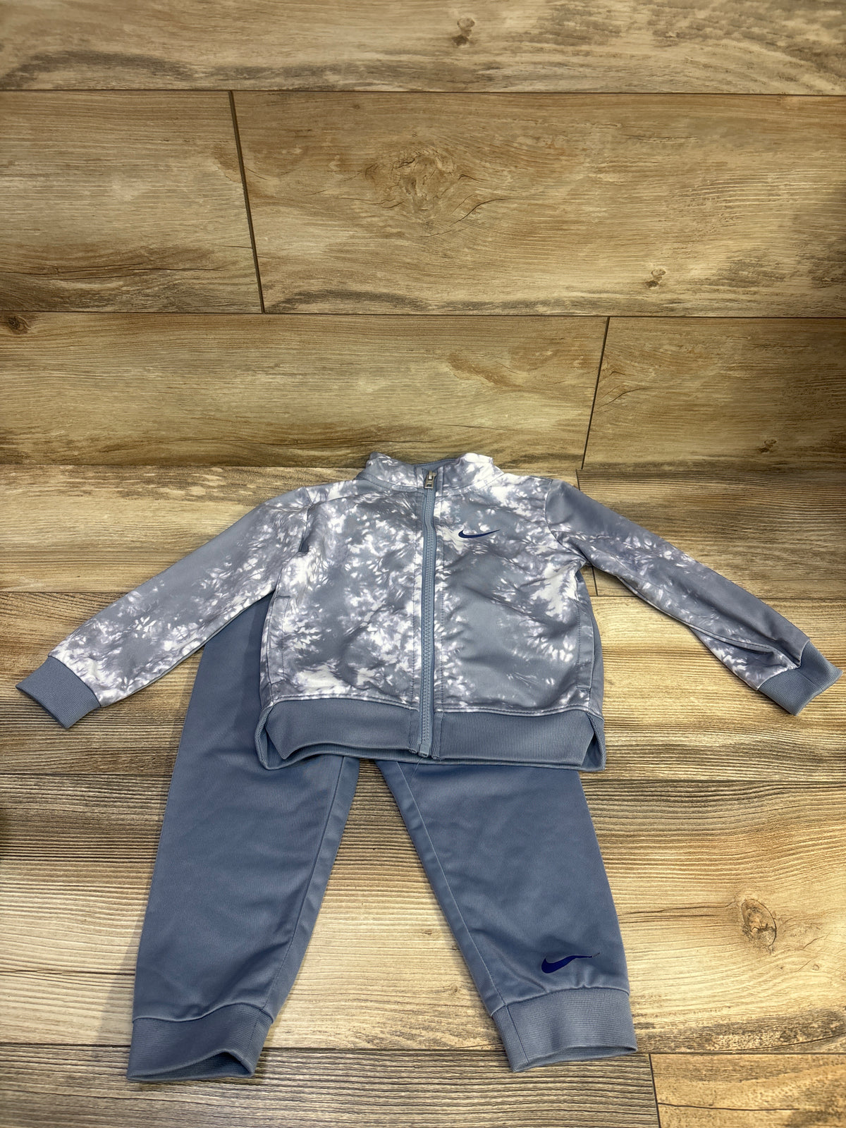 Nike 2pc Tracksuit Grey sz 24m