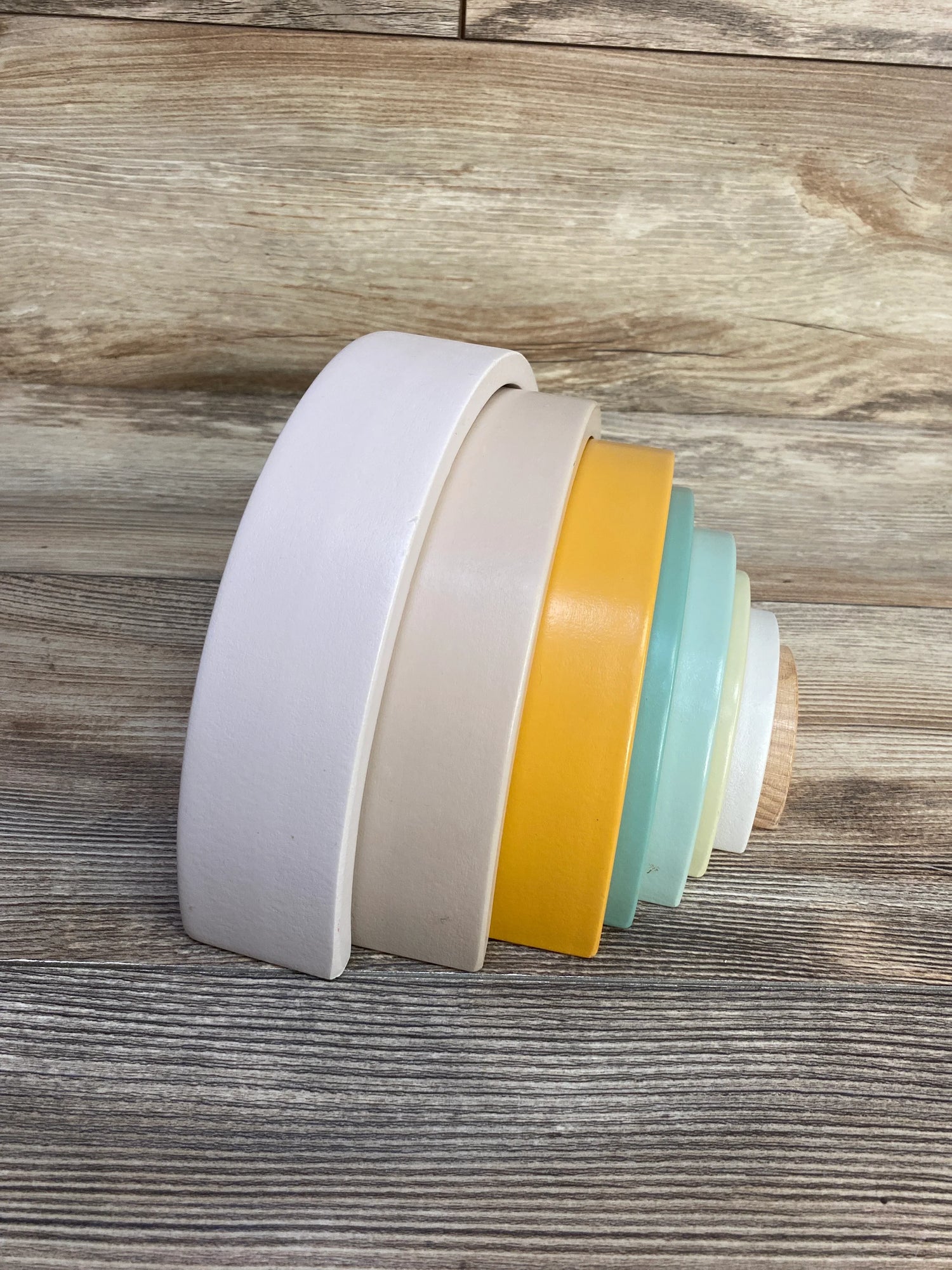 Jumini Retro Stacking Rainbow