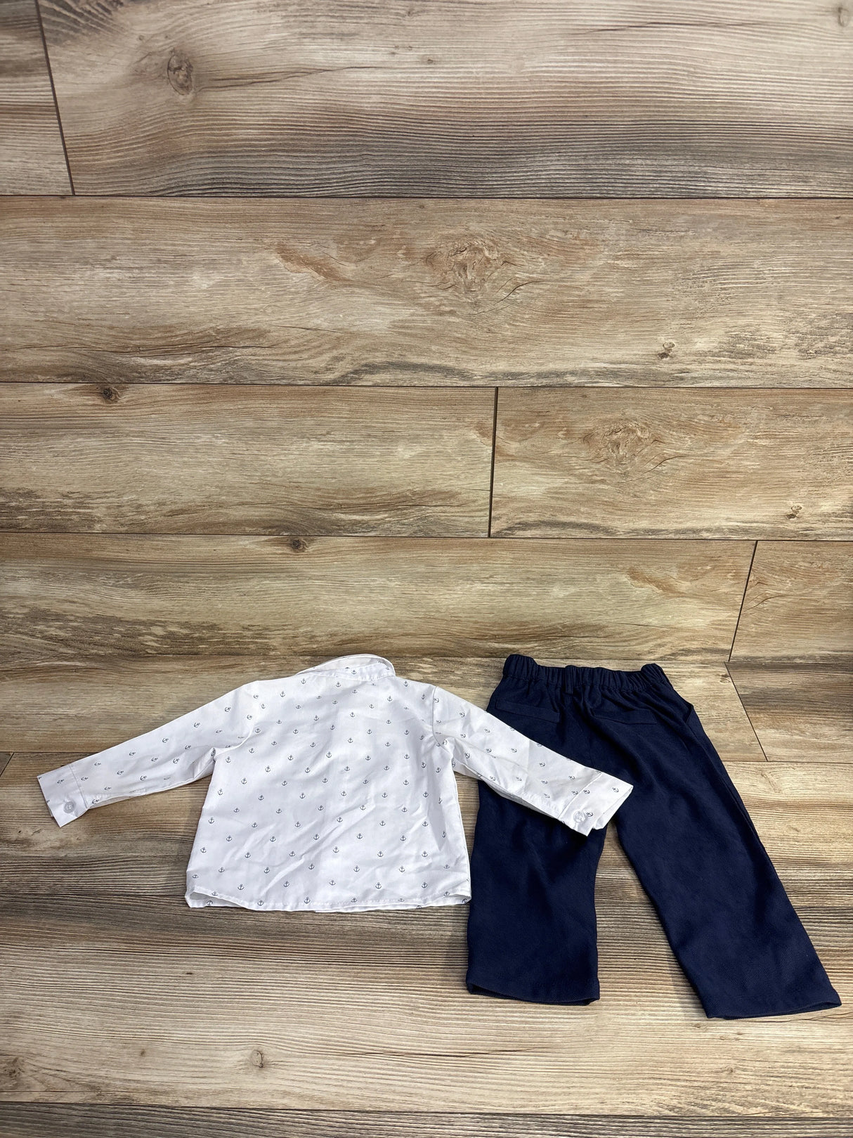 2pc Button Up Anchor Shirt & Pants White sz 9-12m