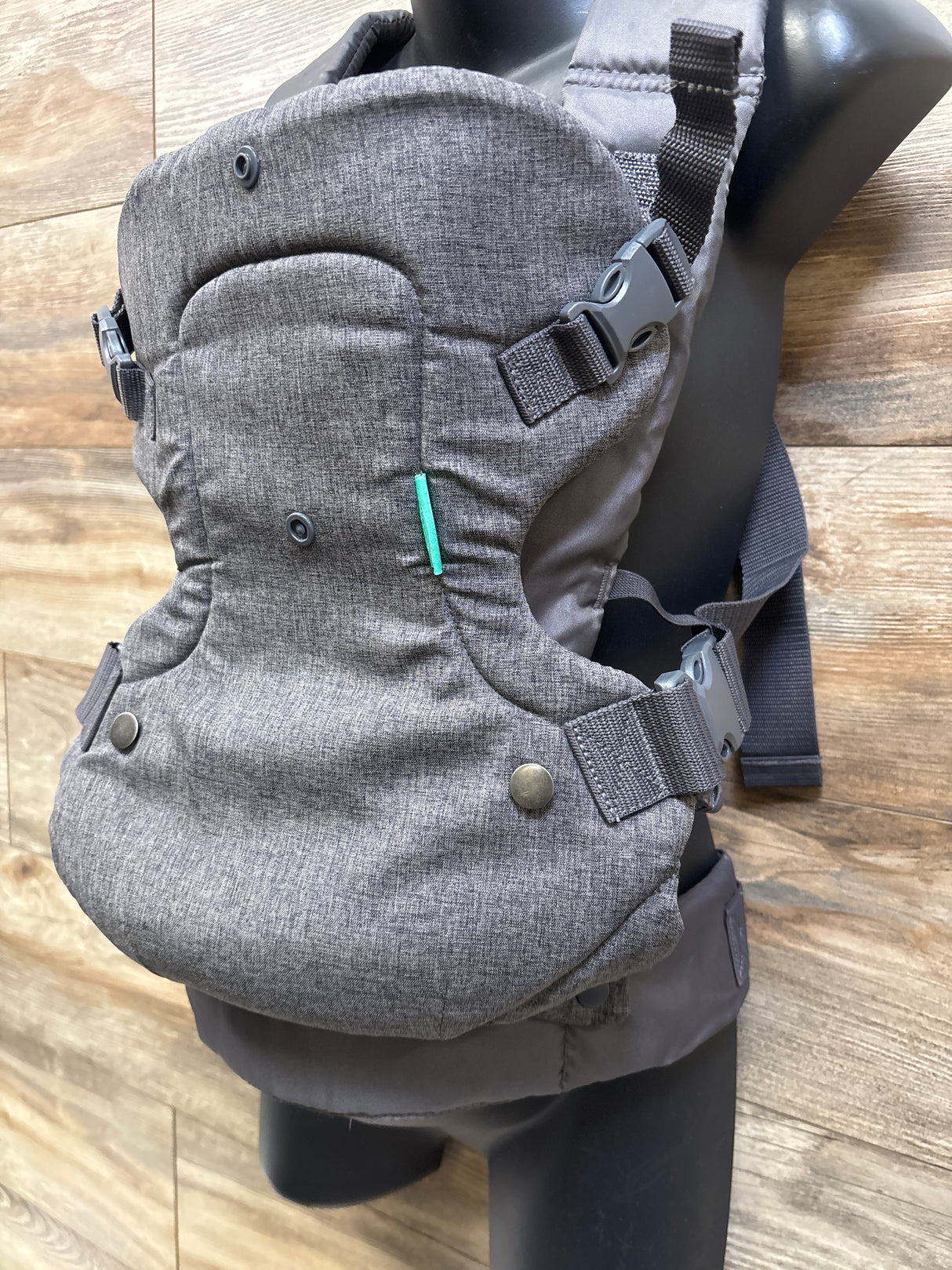 Infantino Flip 4-in-1 Convertible Baby Carrier Grey 8-32lbs