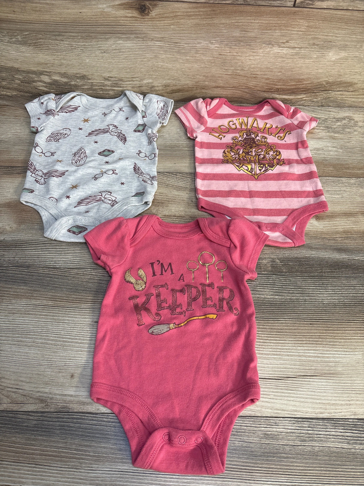 Harry Potter Hogwarts 3pk Bodysuits Pink sz 0-3m