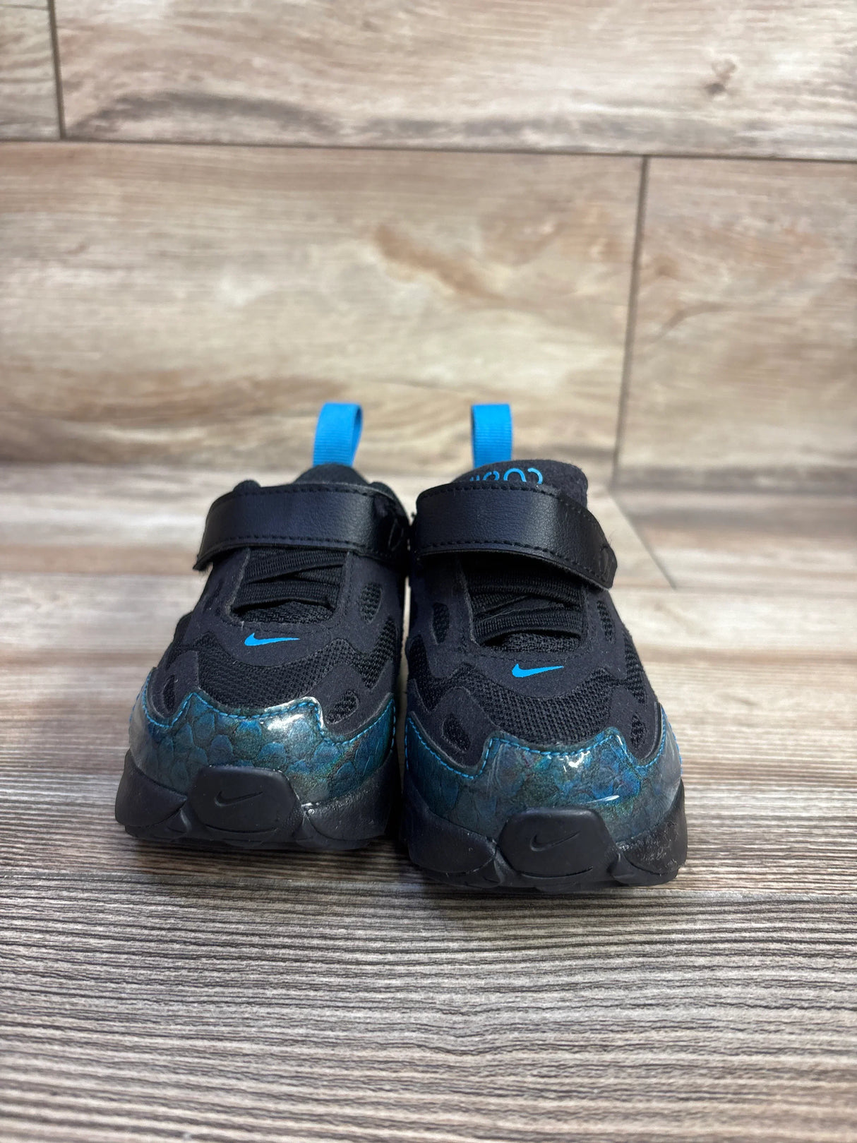 Nike Air Max 200 Black Aurora Sneakers sz 4c