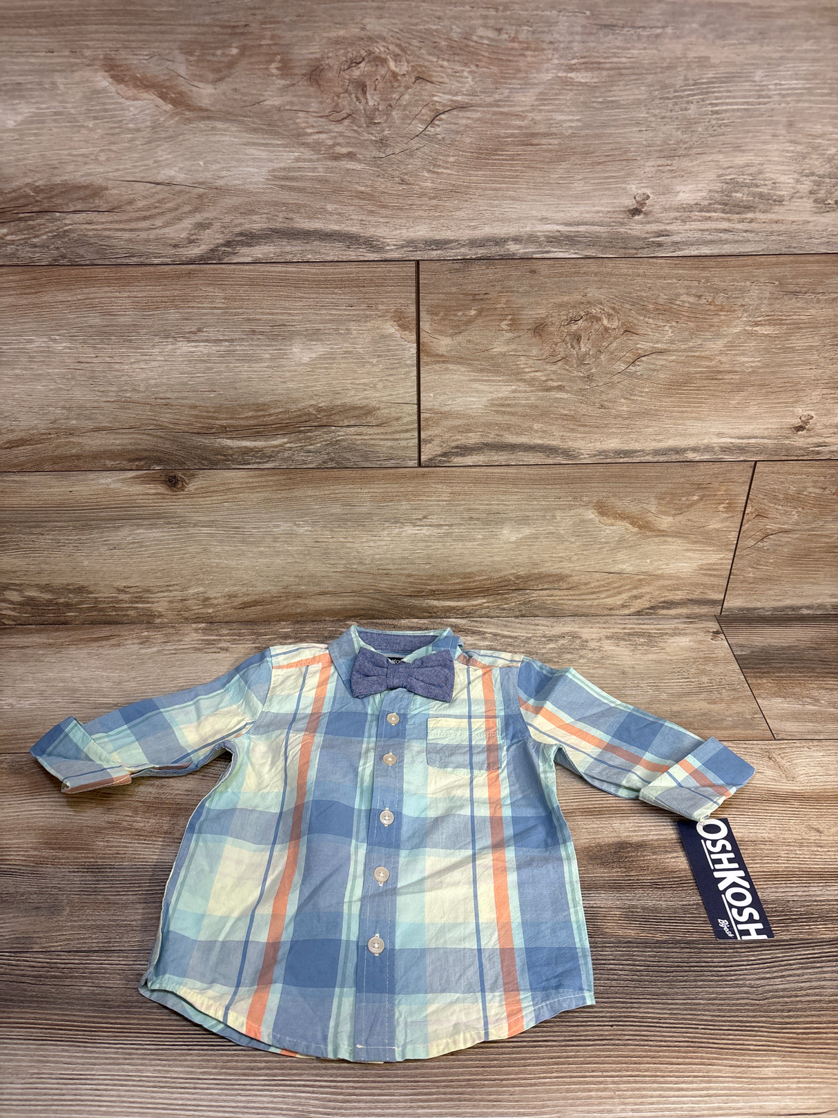NEW Oshkosh Button-Up Shirt & Bowtie Green sz 2T