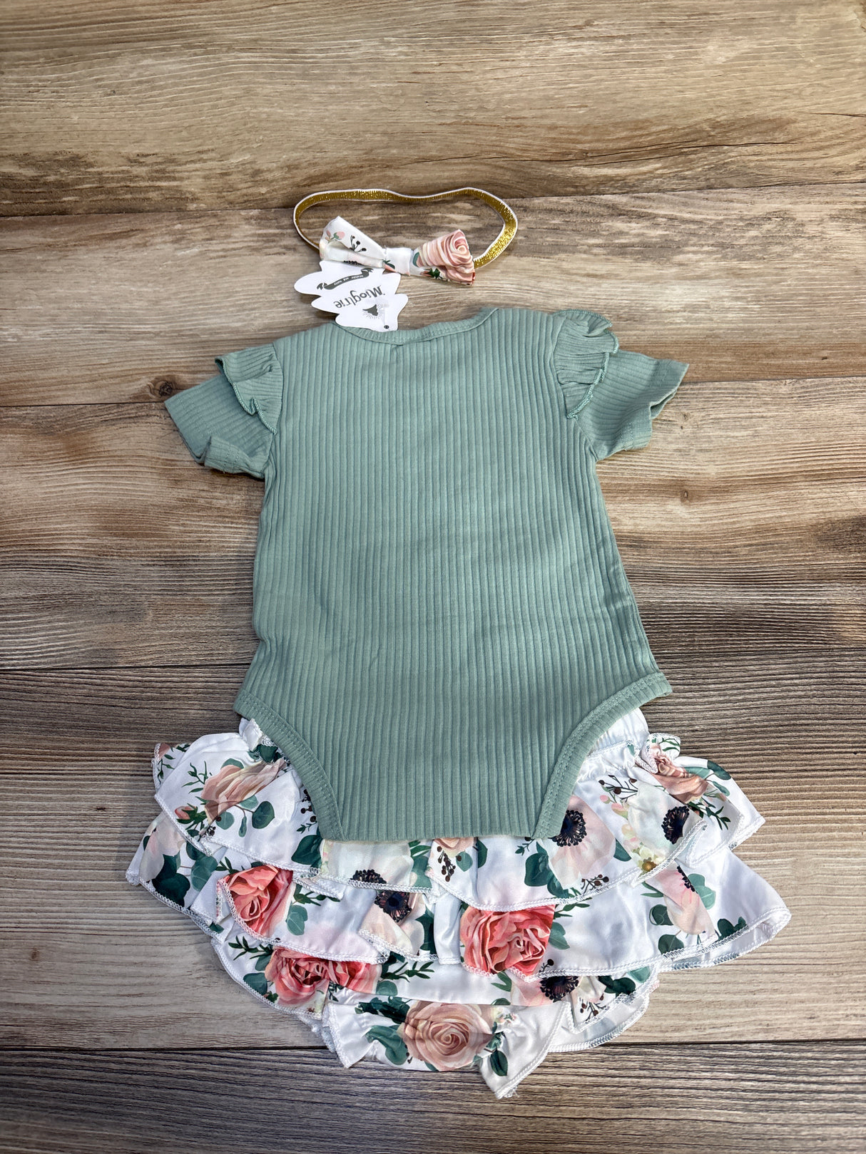 Mioglrie 3pc Ribbed I Get It From My Mama Bodysuit Set Sage sz 0-3m