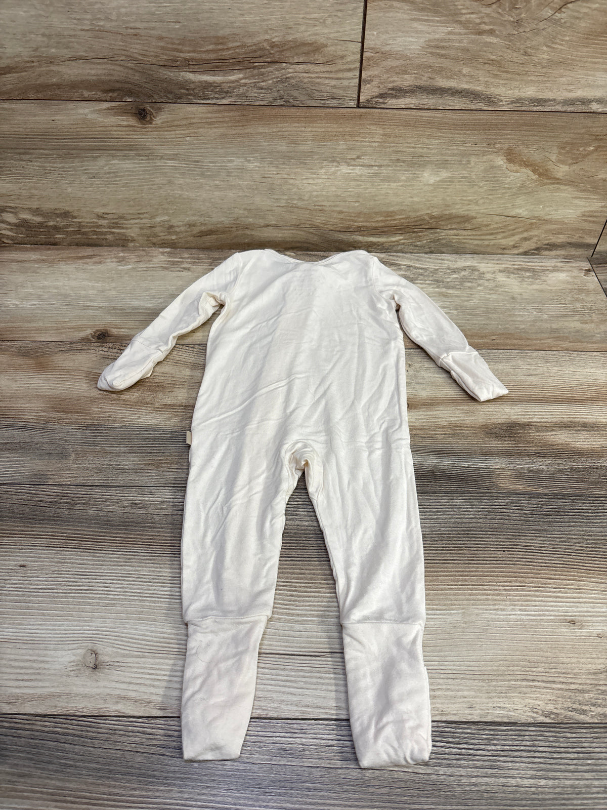 Tiny Kind Bamboo Convertible Sleeper Ivory sz 3-6m