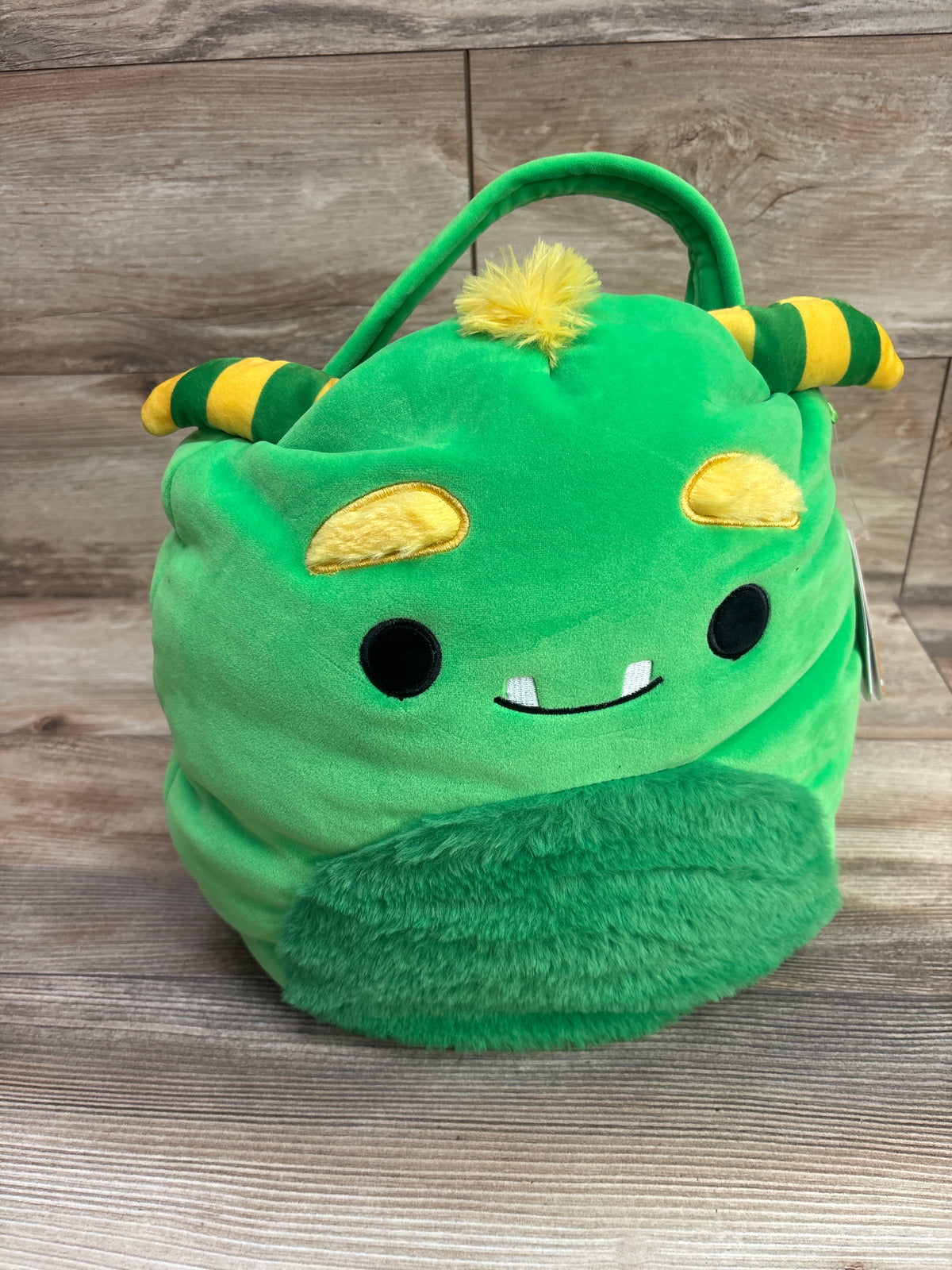 NEW Squishmallows Callum the Monster Halloween Trick-or-Treat Candy Pail Plush