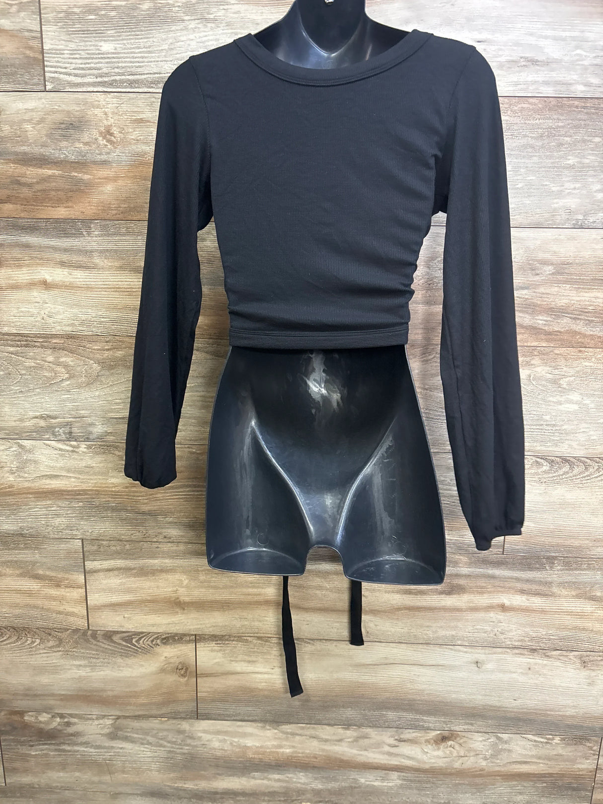 Latched Mama Ribbed Long Sleeve Nursing Wrap Top Black sz Medium
