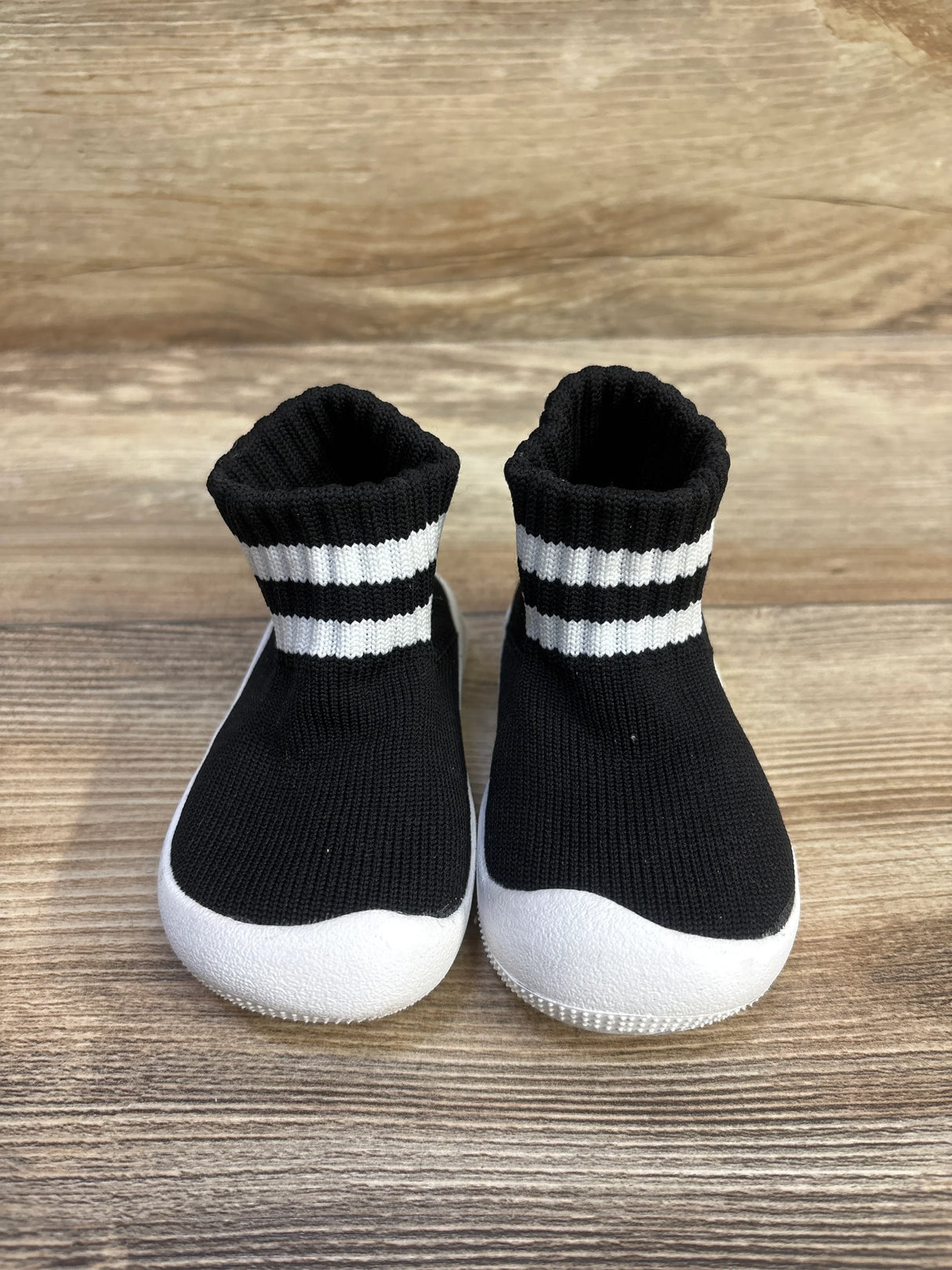 Engtoy Sock Shoes Black sz 4.5c