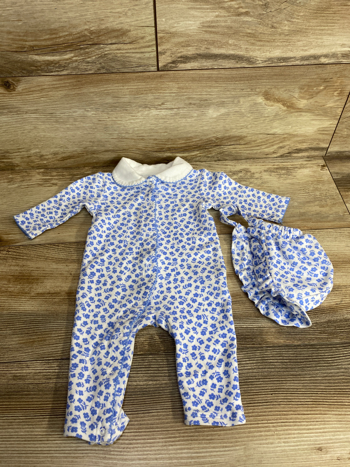 Tres Beau Et Belle 2pc Floral Coverall & Bonnet Set White sz 0-3m