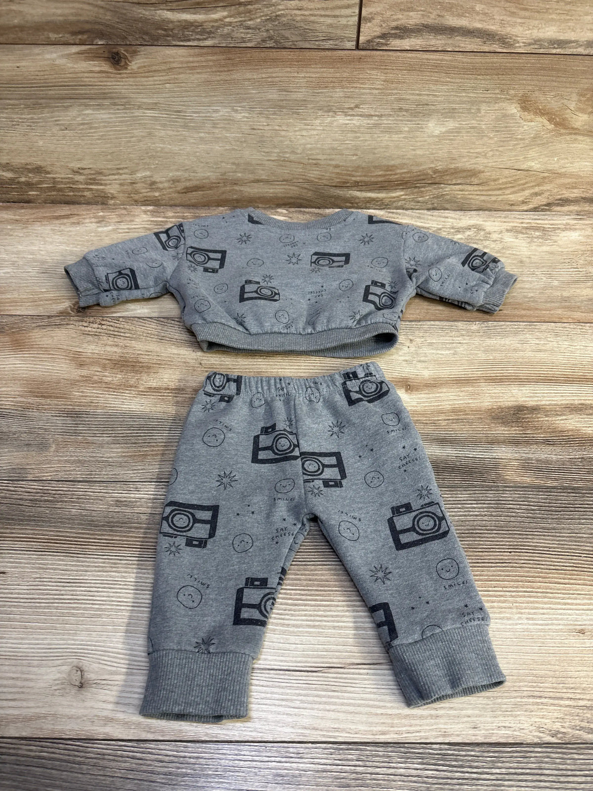 Cat & Jack 2pc grey Say Cheese! sweatshirt and joggers set for newborns with camera print
