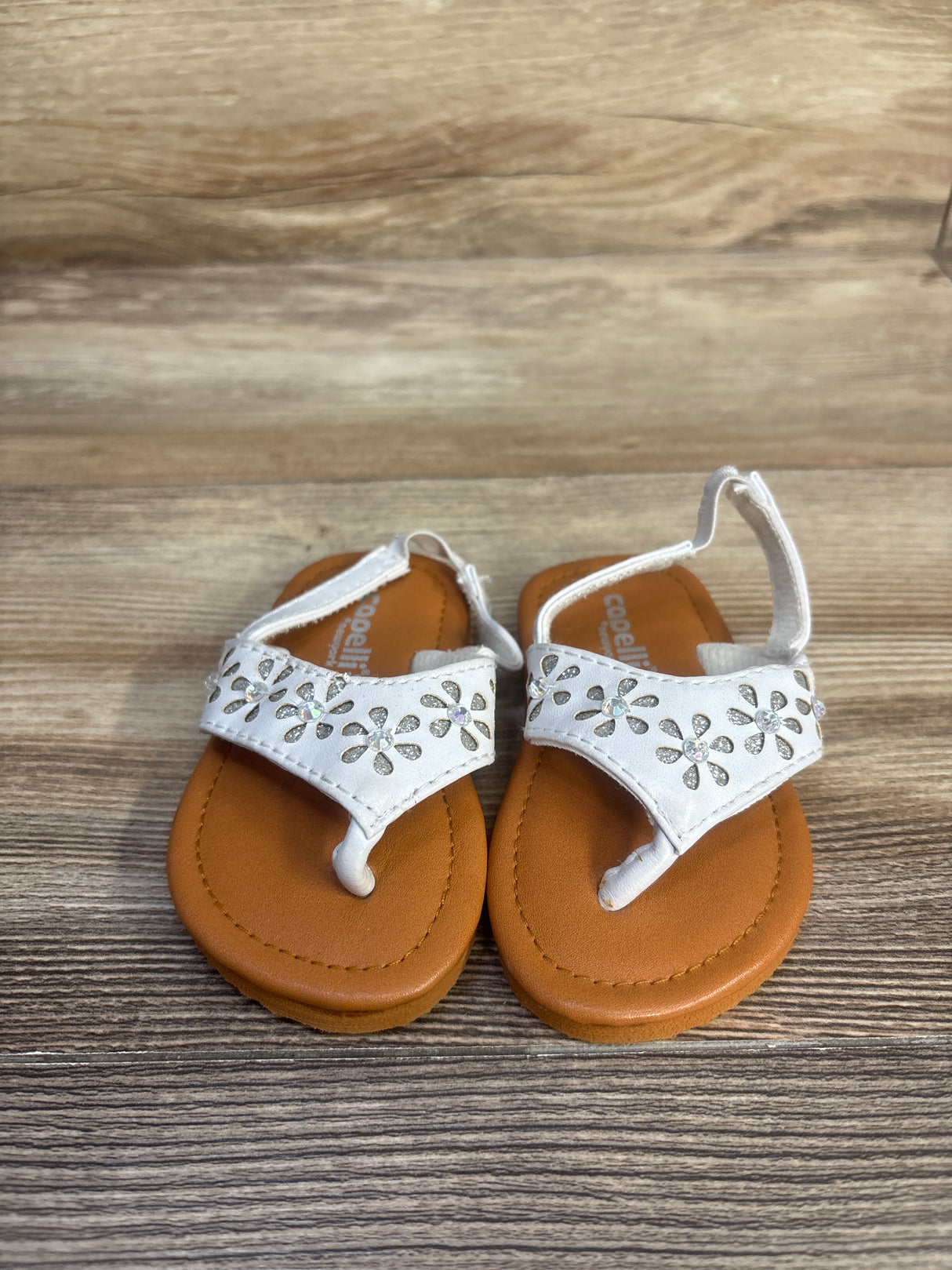 Capelli Backstrap Sandals White sz 4.5c