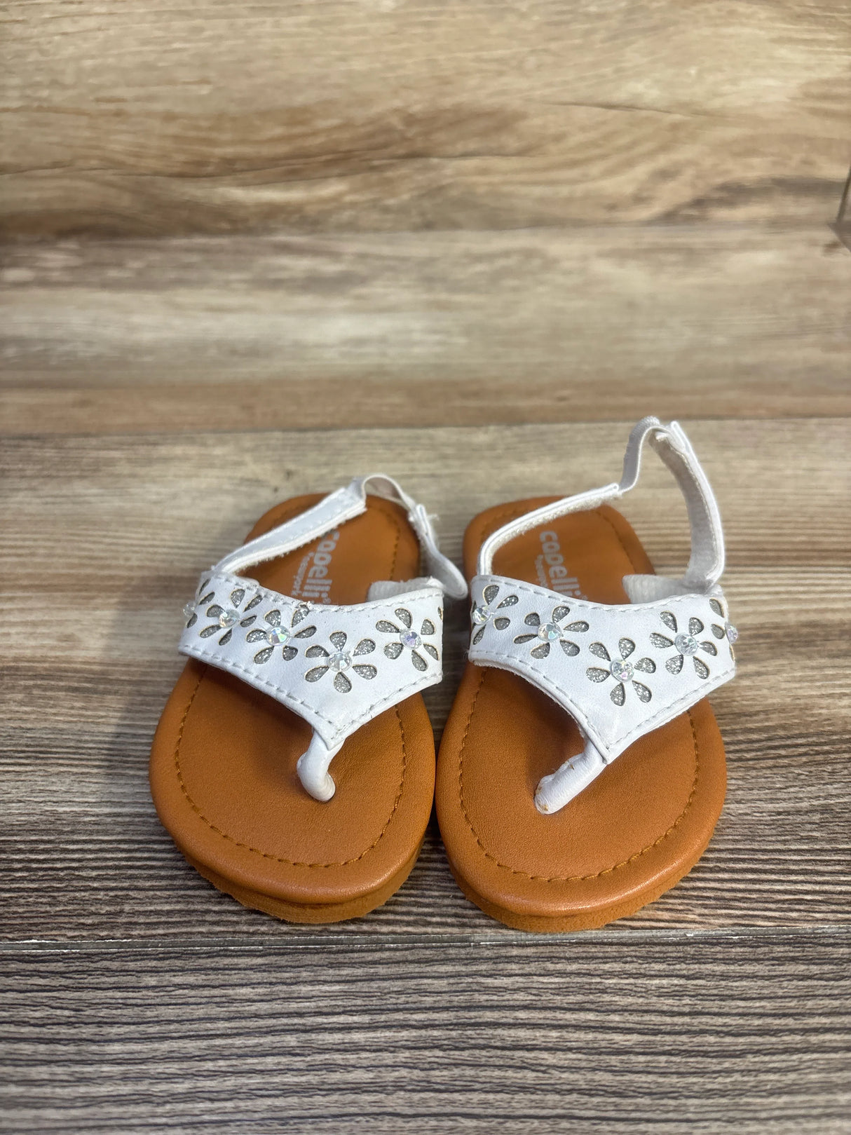 Capelli Backstrap Sandals White sz 4.5c