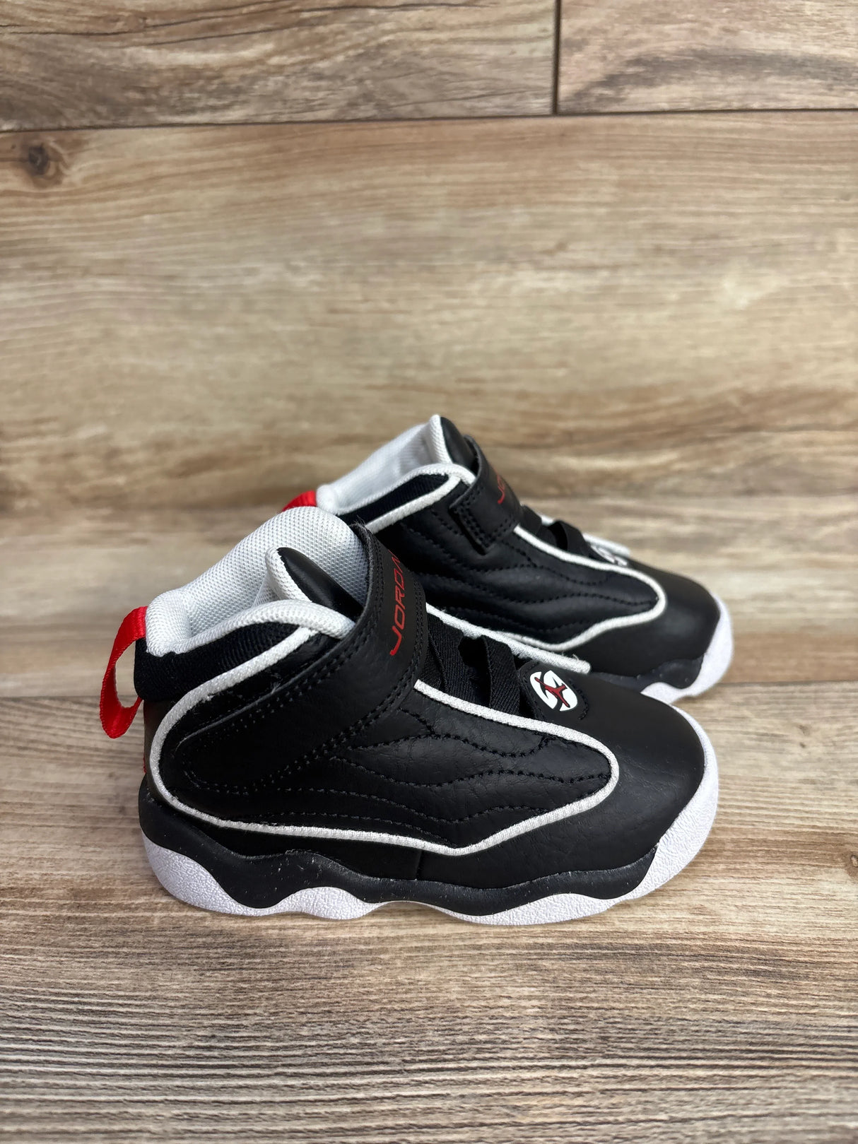 Jordan Pro Strong TD 'Black White' Sneakers sz 5.5c