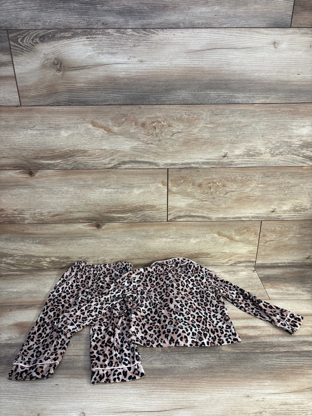 Juicy Couture 2pc Leopard Coat Style Pajama Set Beige sz 3T