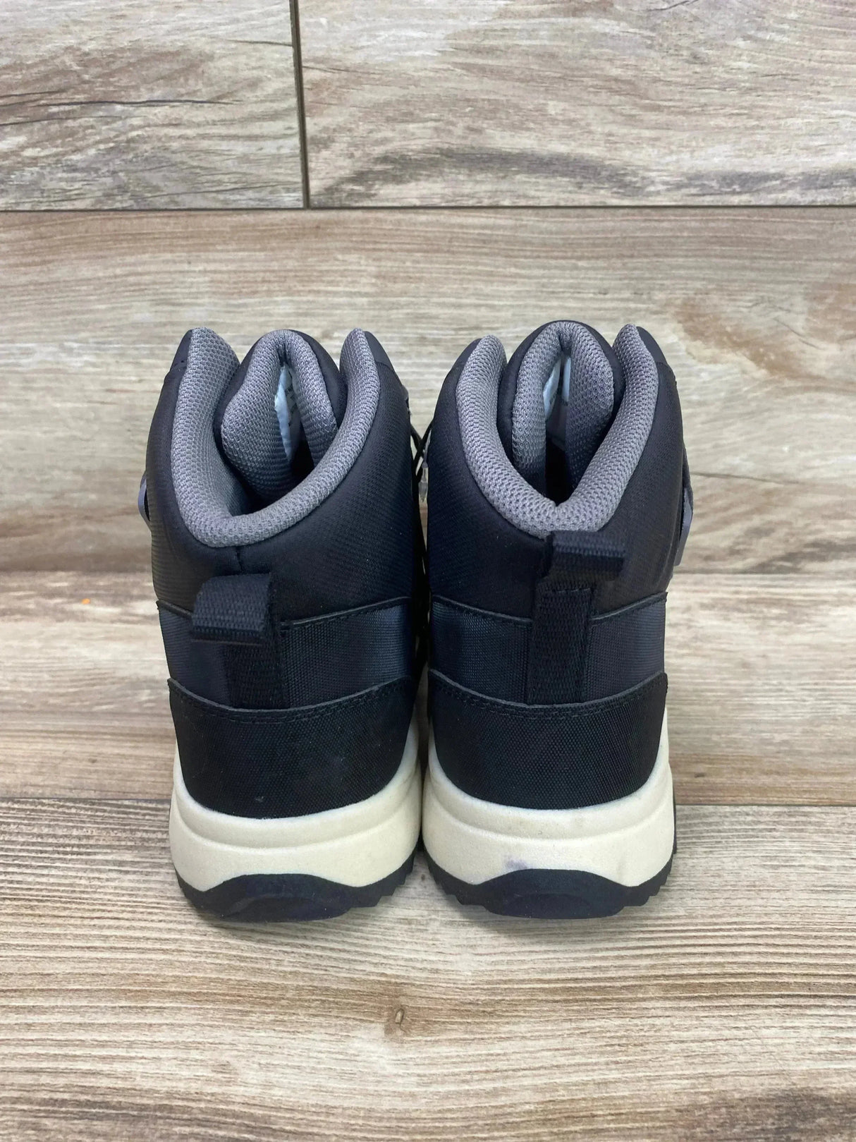 NEW All In Motion Waterproof Arrow Snow Boot Jet Black Sz 2Y - Me n Mommy To Be