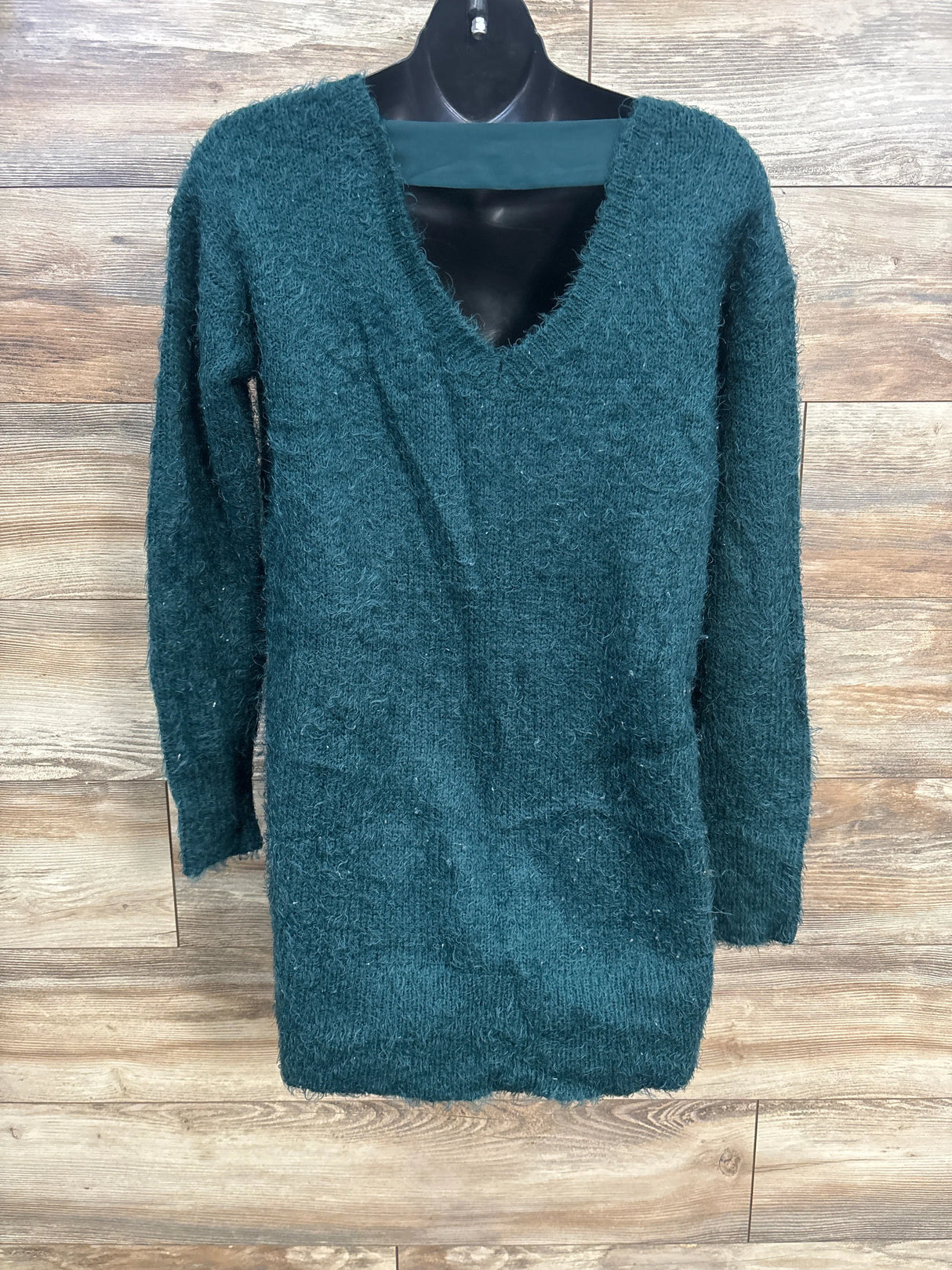 A Pea In The Pod Maternity Fuzzy Sweater Green sz Small - Me n Mommy To Be
