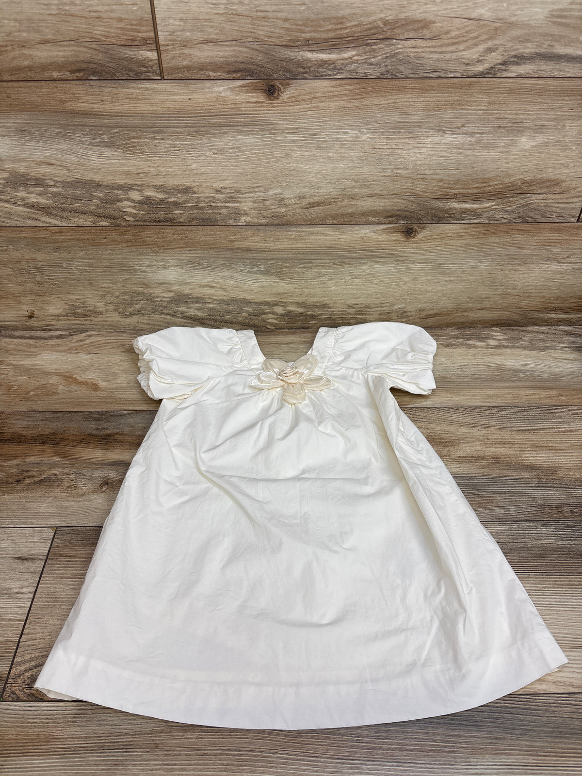 Zara Short Sleeve Flower Applique Dress Ivory sz 4-5T