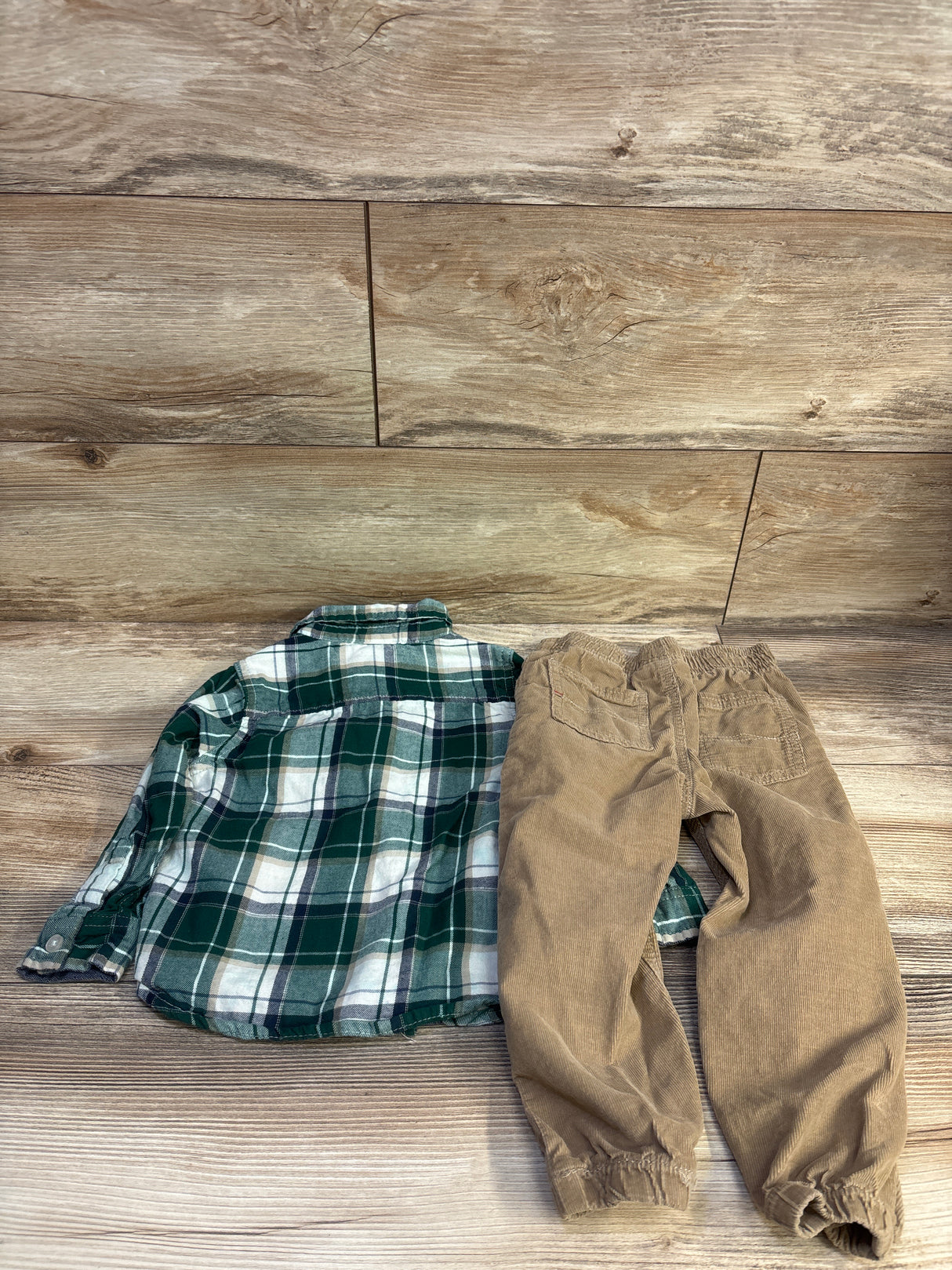 Tommy Hilfiger 2pc Button-Up Shirt & Pants Set Green sz 2T