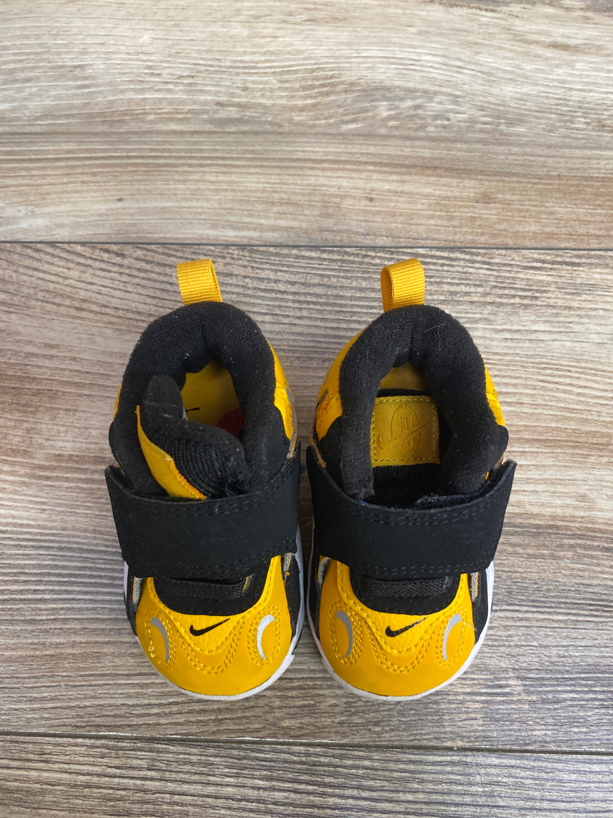 Nike TD Speed Turf 'University Gold' Sneakers, Yellow sz 3c