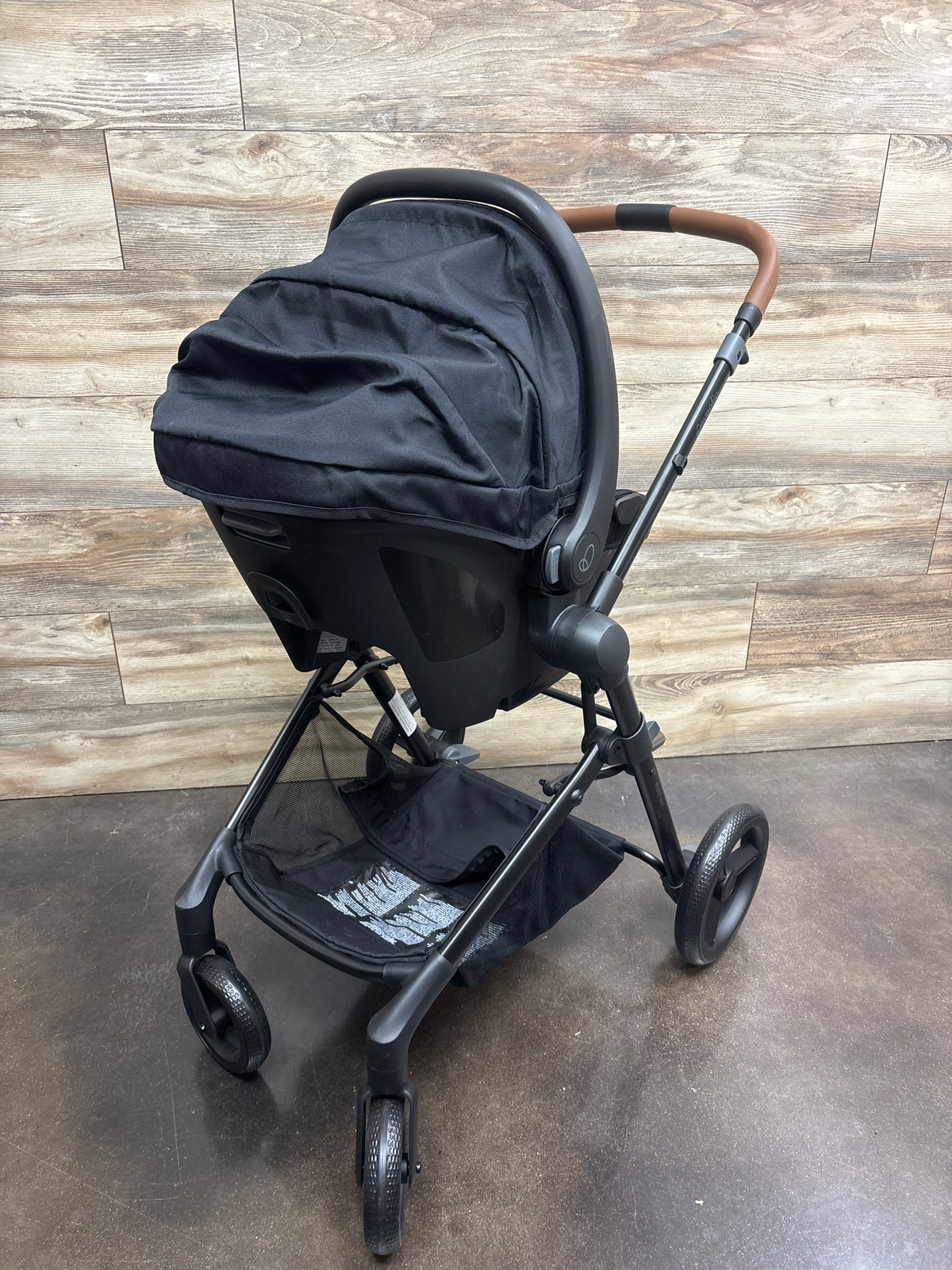 NEW Evenflo Pivot Modular Travel System with LiteMax NXT Infant Car Seat Ebony Black